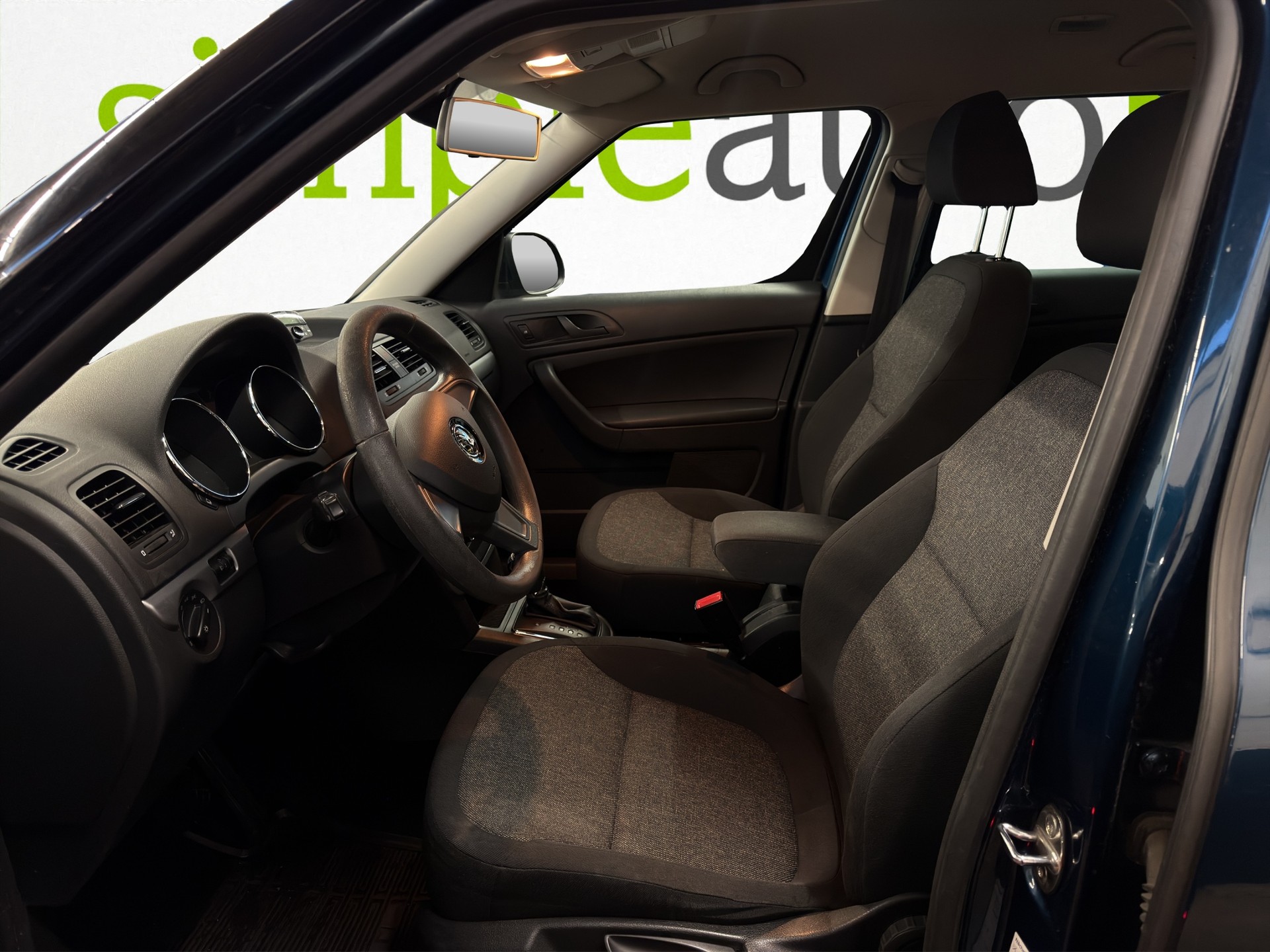 SKODA Yeti 1.8 TSI Adventure 4x4 DSG-image-6