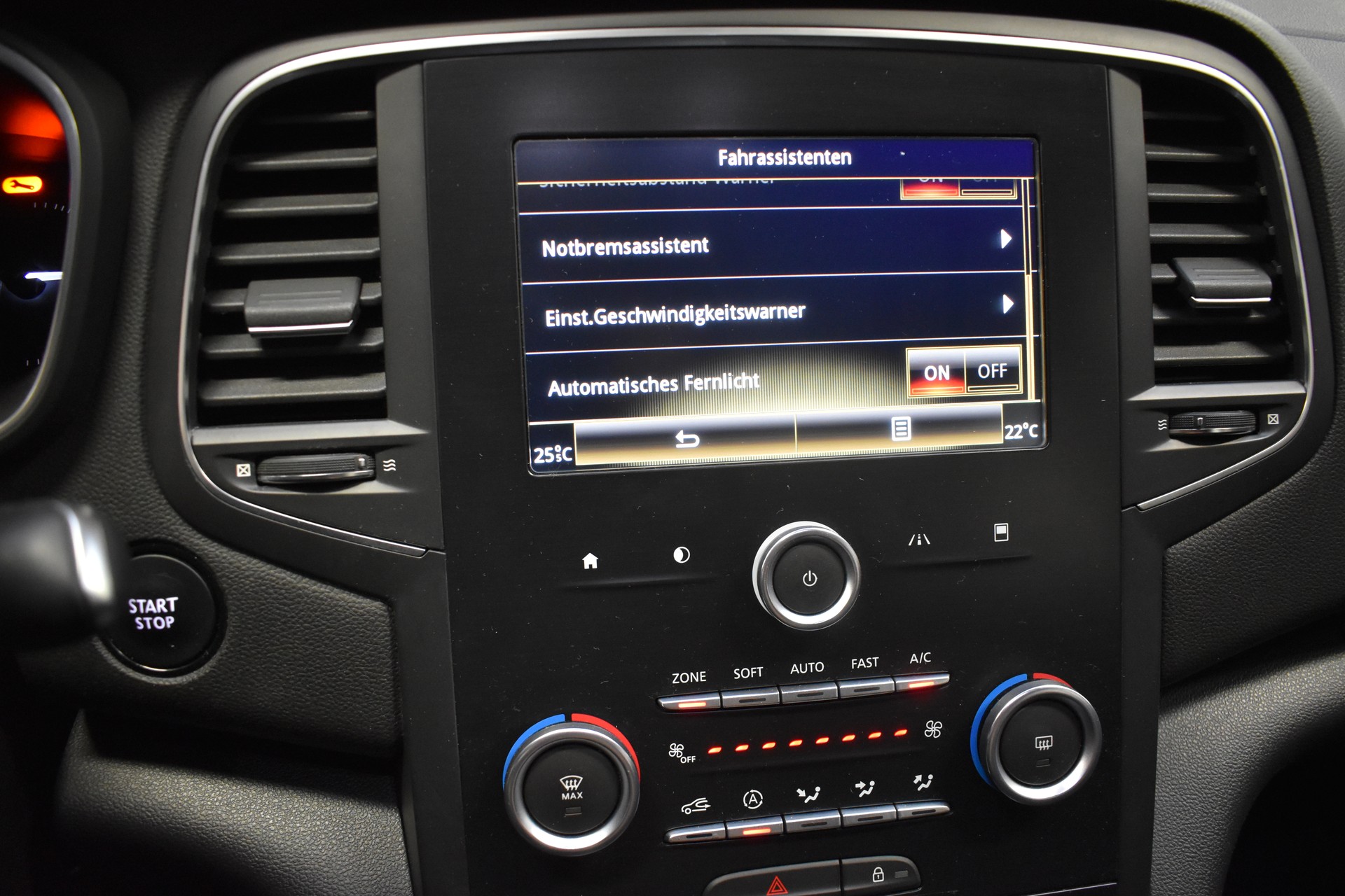 RENAULT Mégane Grandtour 1.5 dCi Business Line-image-16