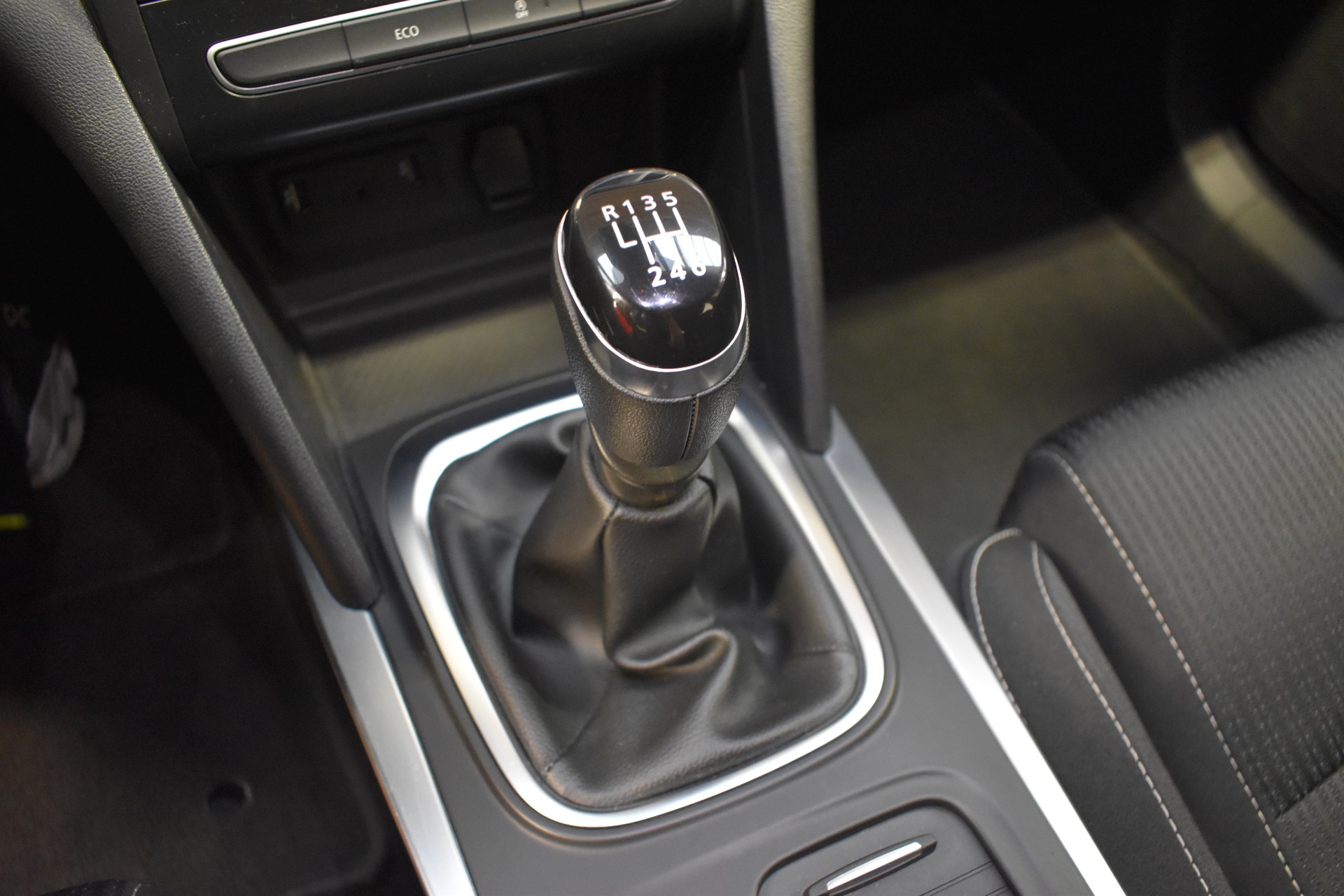 RENAULT Mégane Grandtour 1.5 dCi Business Line-image-17