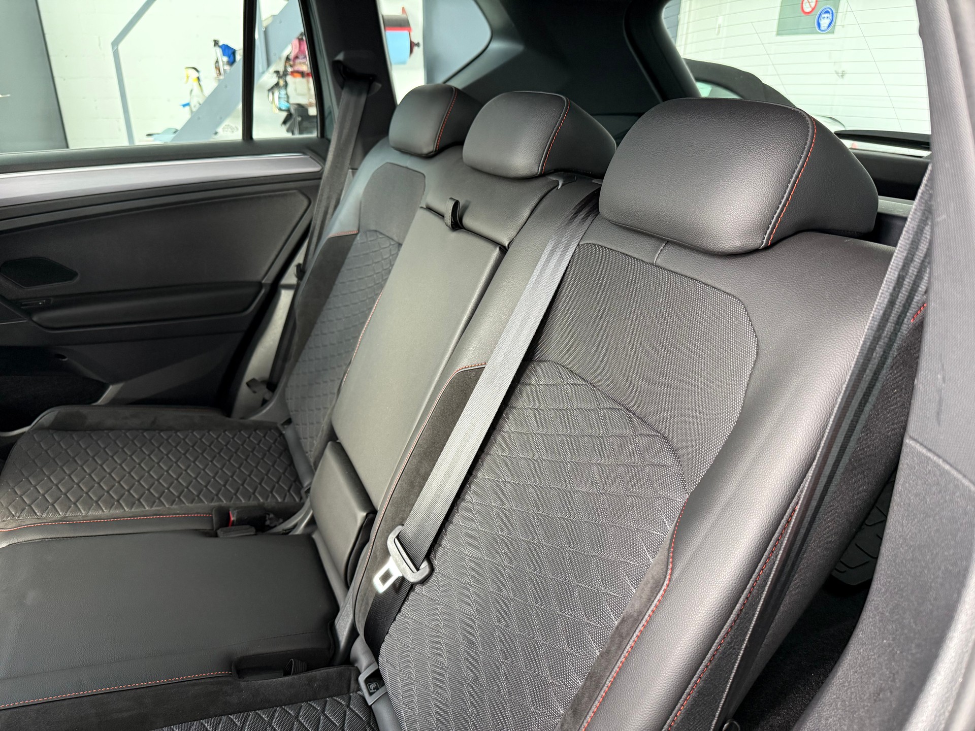 SEAT Tarraco 2.0 TSI FR 4D-image-19