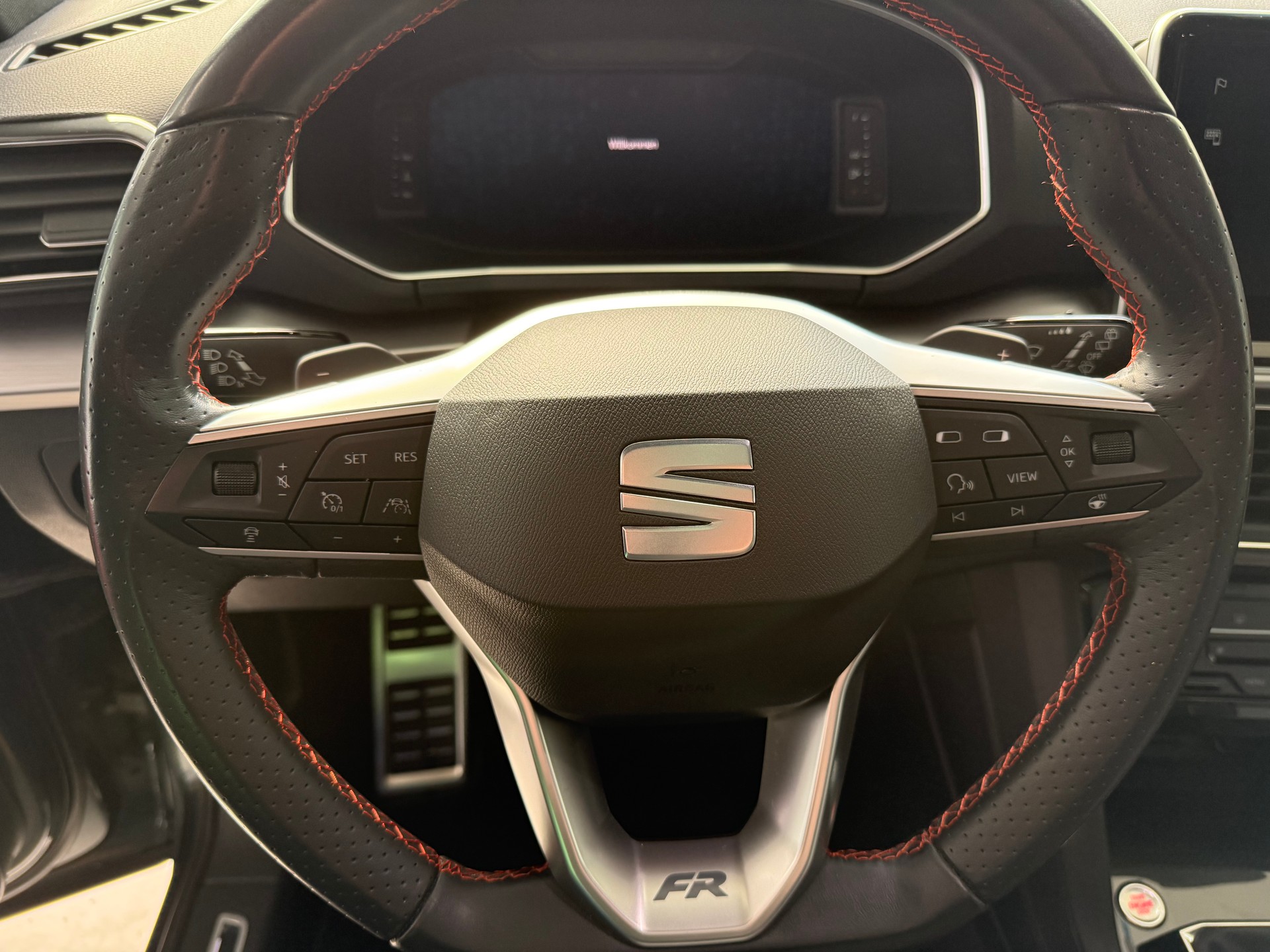 SEAT Tarraco 2.0 TSI FR 4D-image-11