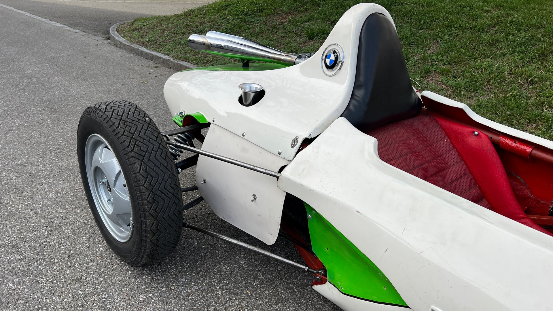 BMW Martini Formel M-image-9