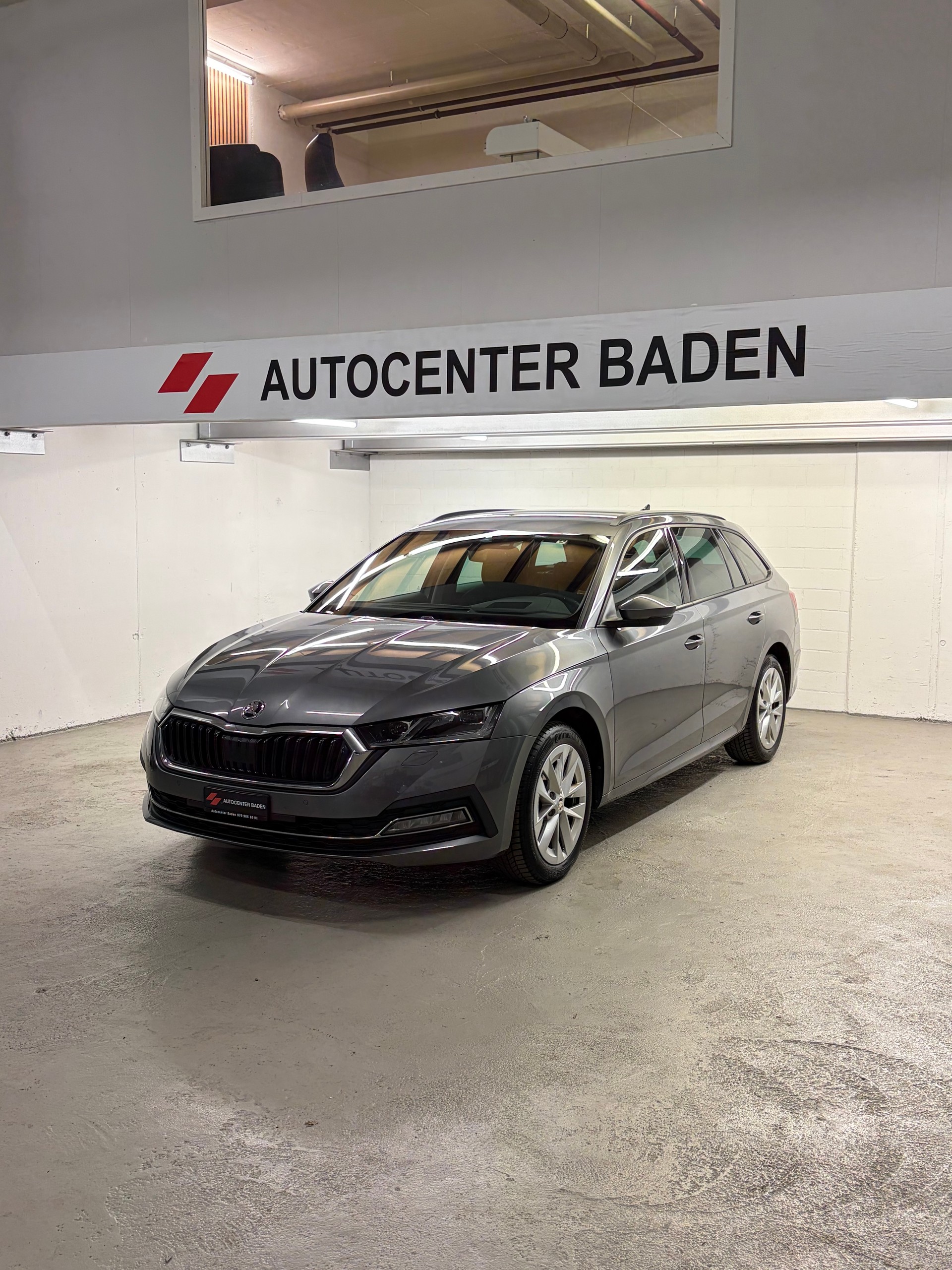 SKODA Octavia Combi 2.0 TDI DSG Style