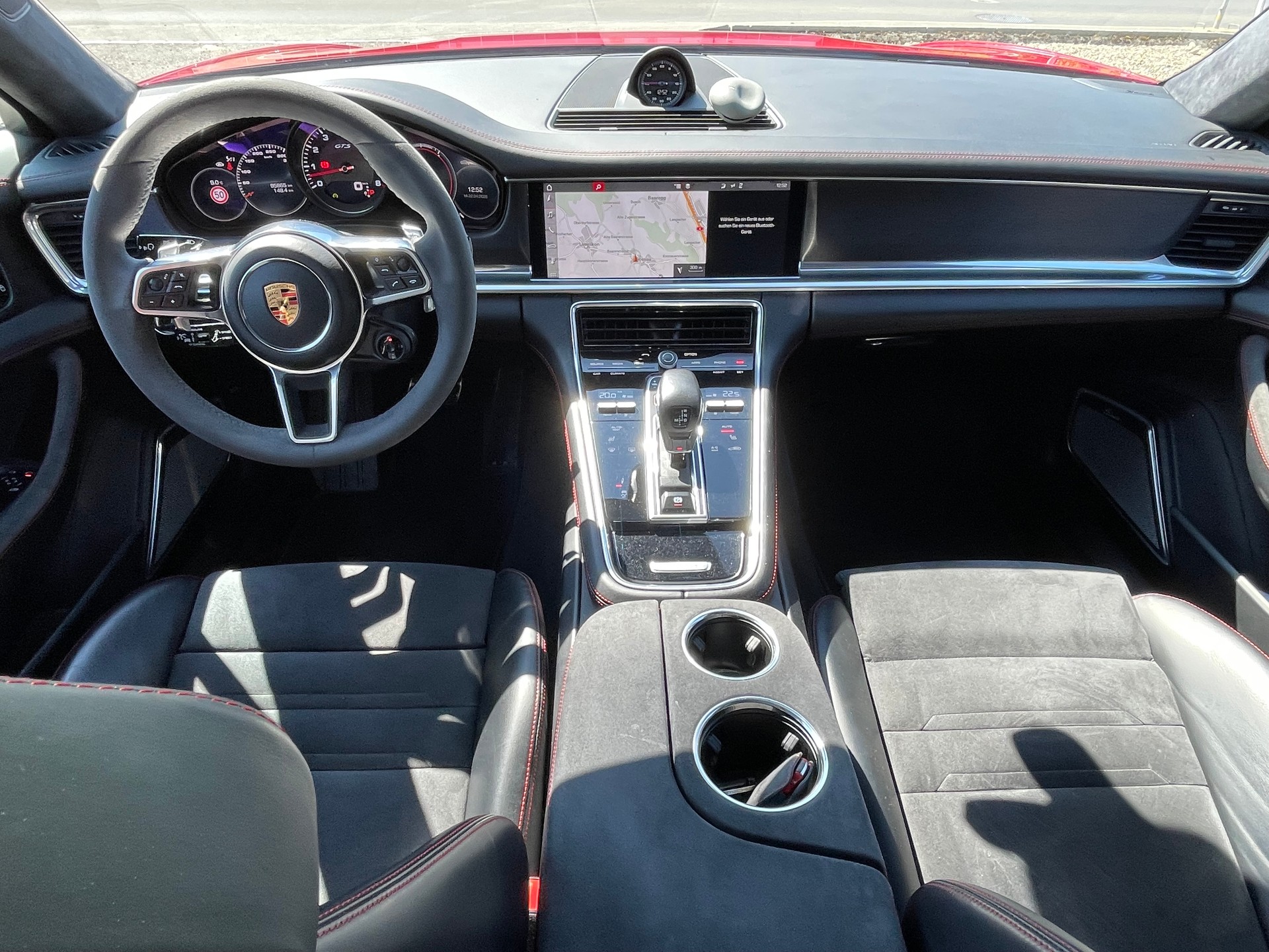 PORSCHE Panamera GTS PDK-image-12