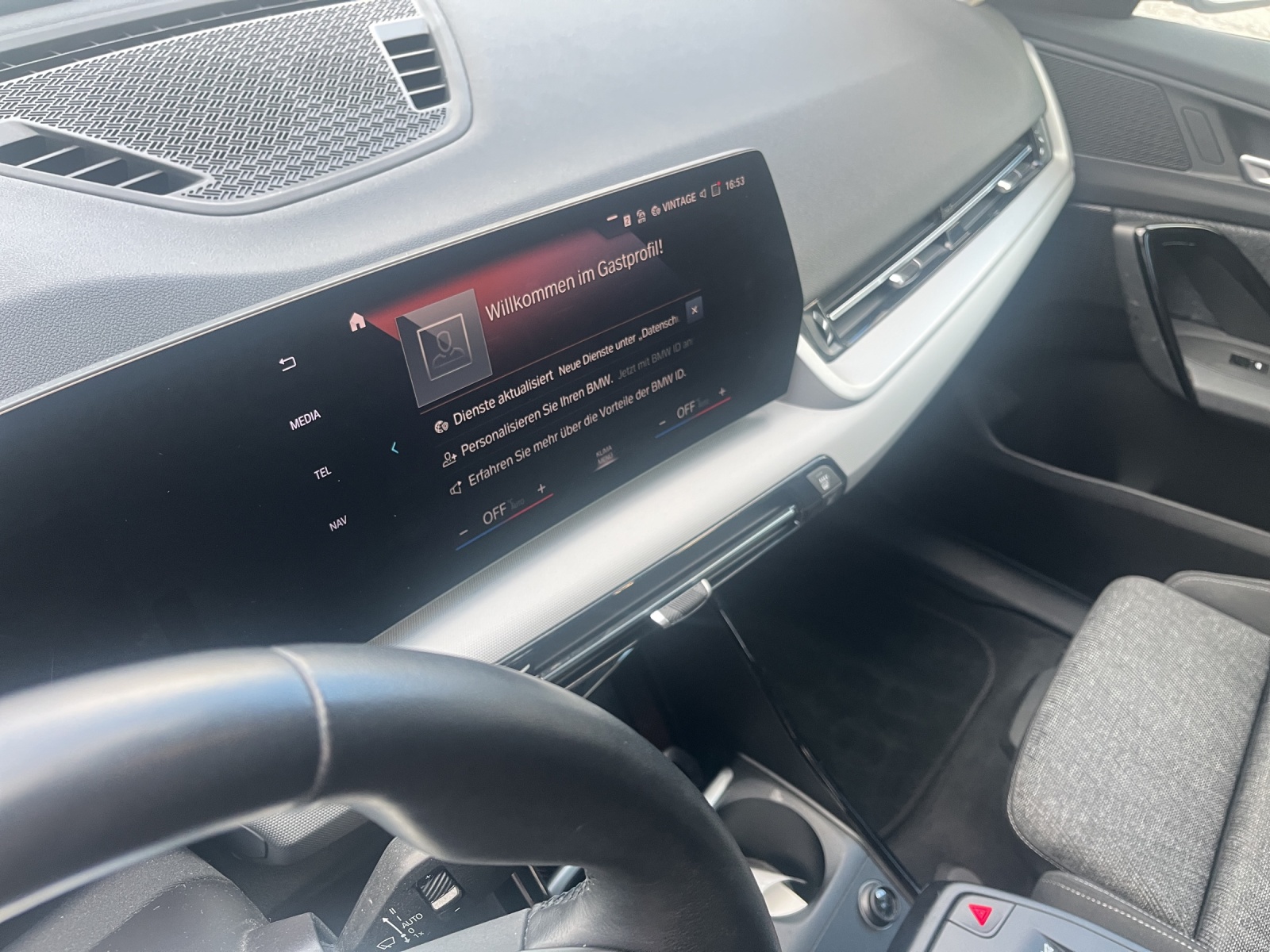 BMW X1 30e xDrive-image-12