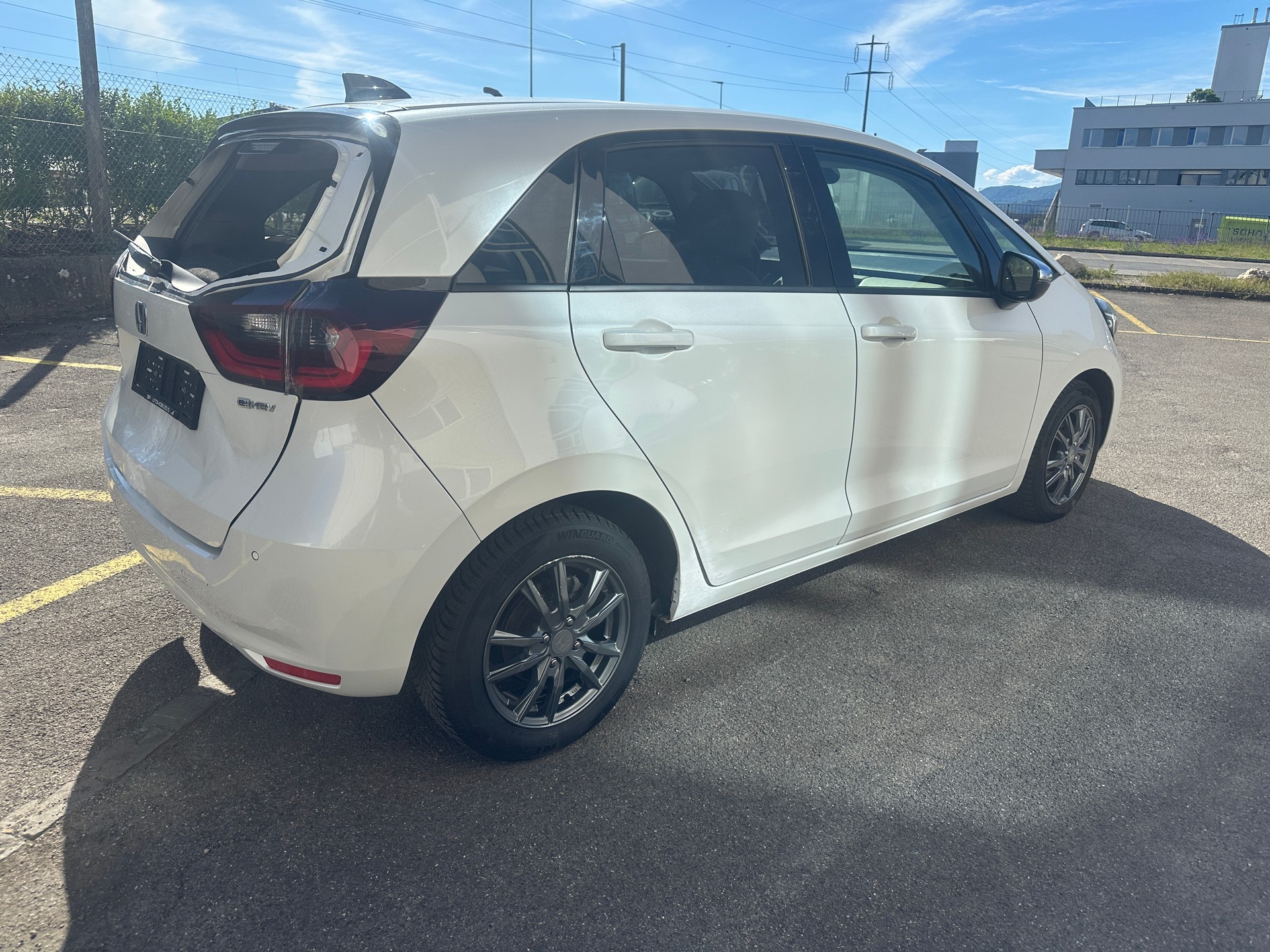 HONDA Jazz 1.5i-MMD Elegance E-CVT-image-3