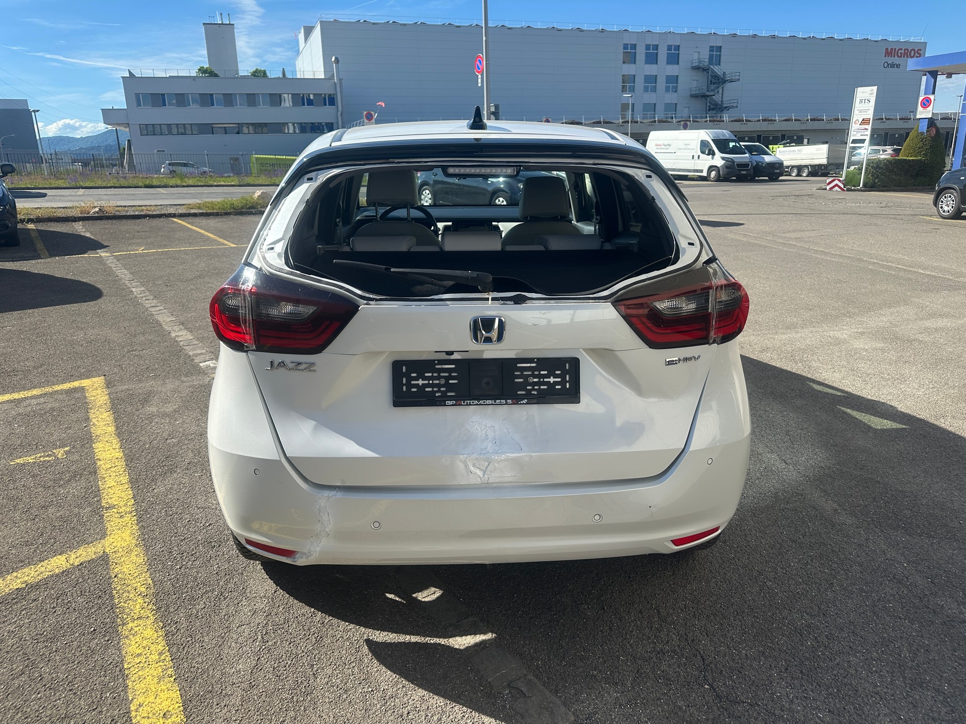 HONDA Jazz 1.5i-MMD Elegance E-CVT-image-4