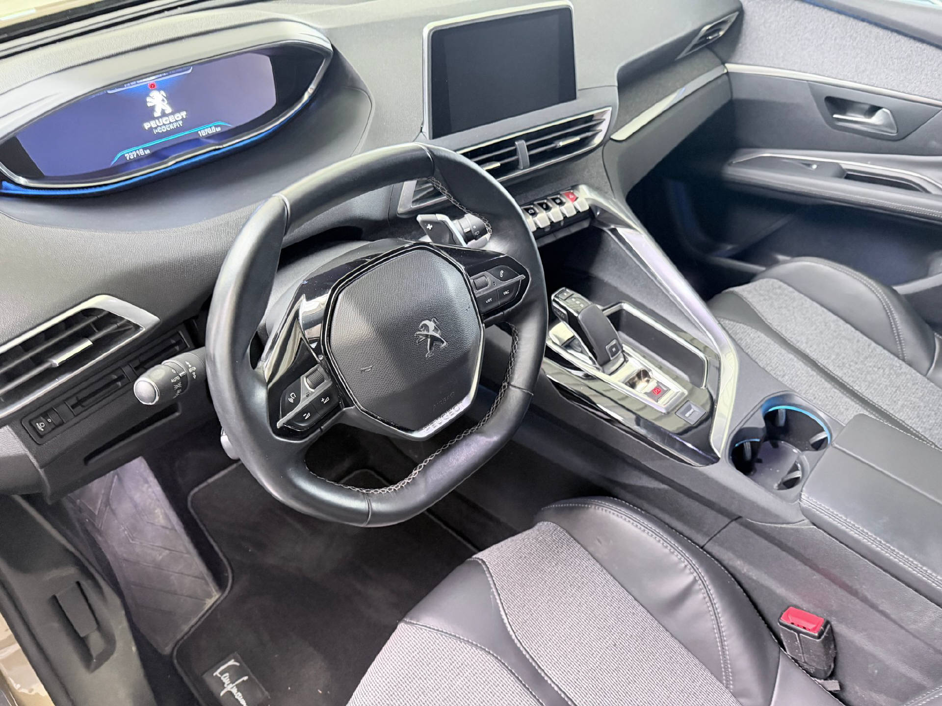 PEUGEOT 3008 1.6 THP Allure-image-5