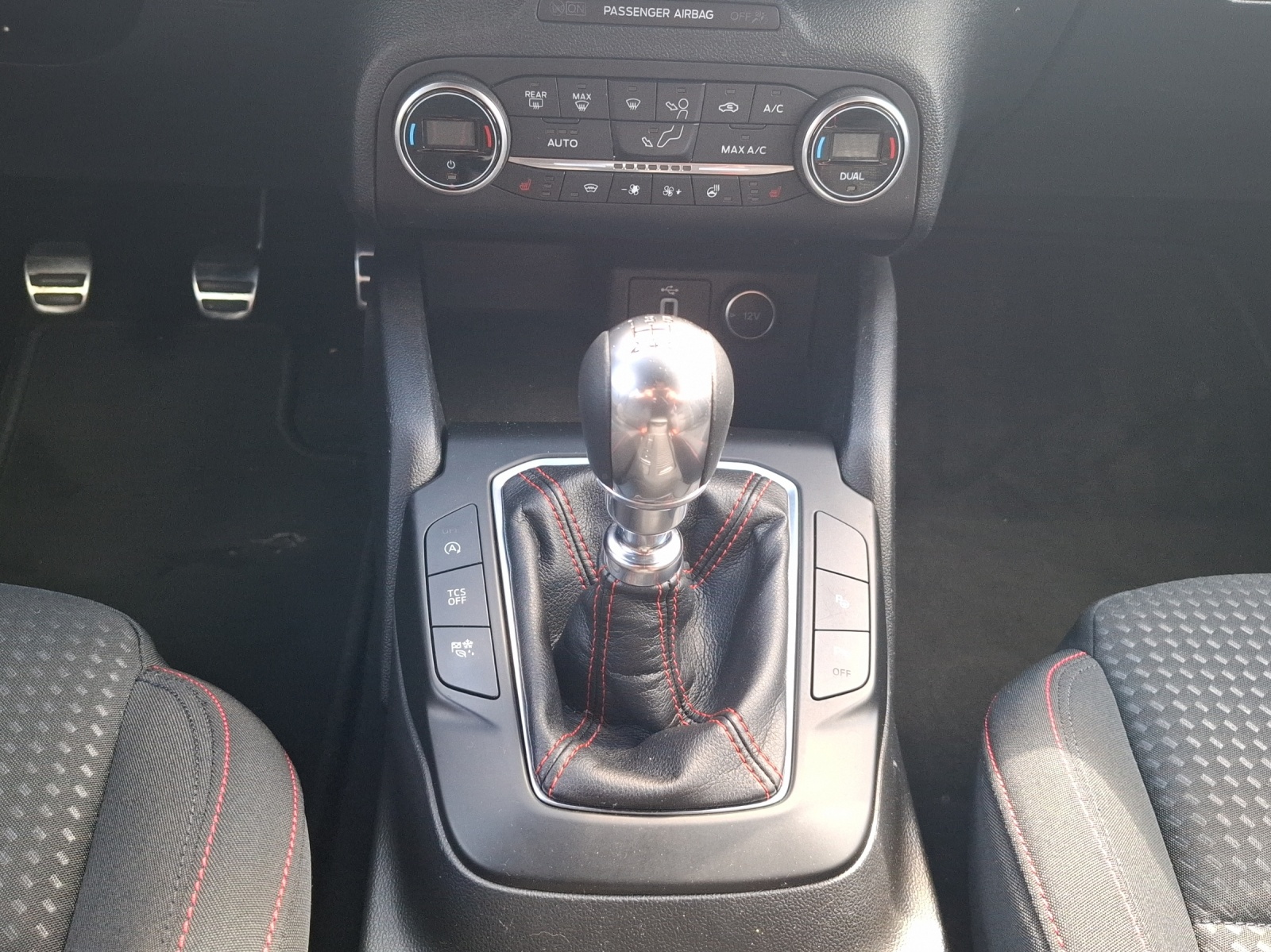 FORD Focus 1.0 SCTi ST Line // 8-fach Aluminiumbereift-image-12