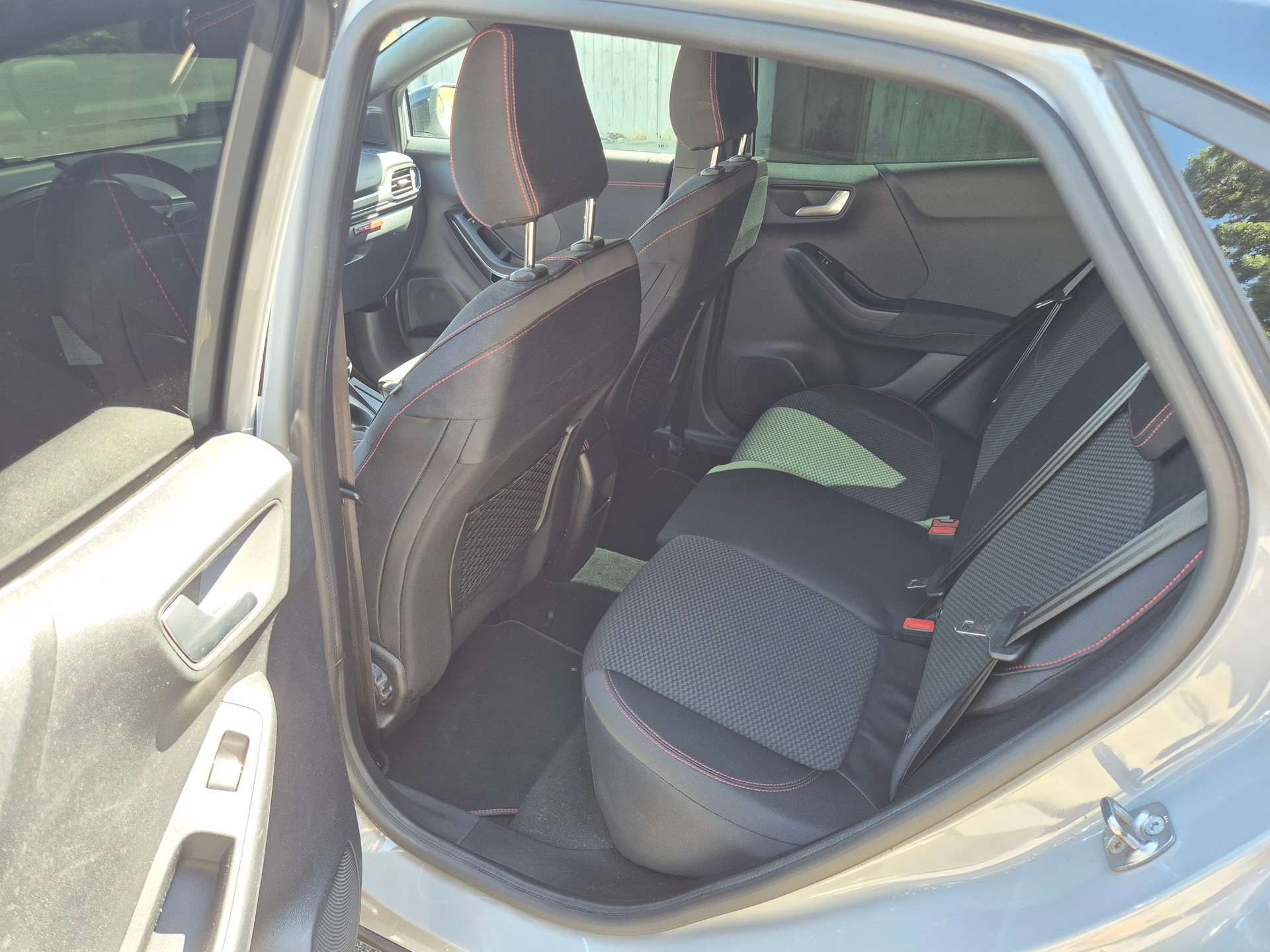 FORD Puma 1.0 MHEV ST-Line X-image-9