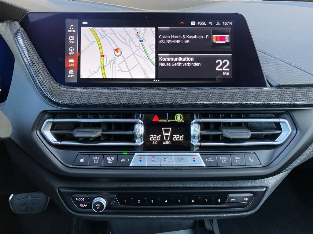 BMW 218i Gran Coupé-image-14