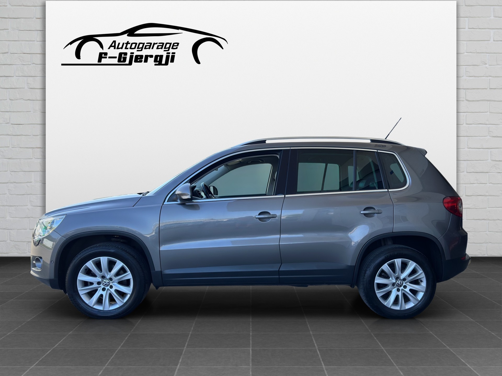 VW Tiguan 2.0 TDI Sport&Style Tiptronic-showroom-element-3