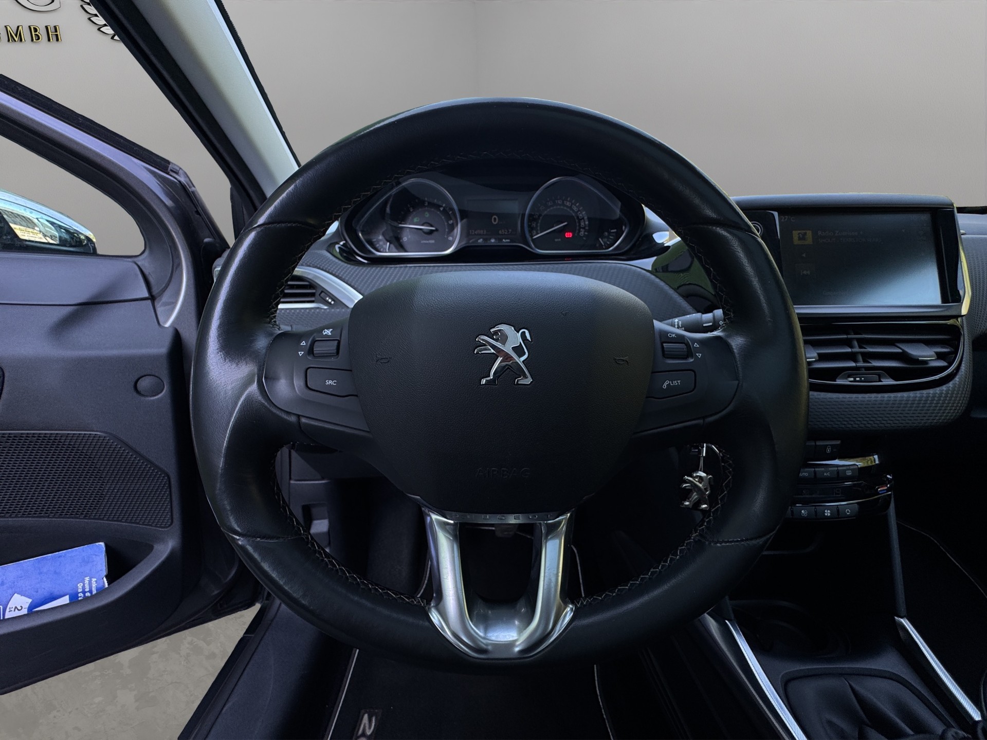 PEUGEOT 2008 1.6 e-HDi Crossway-image-9