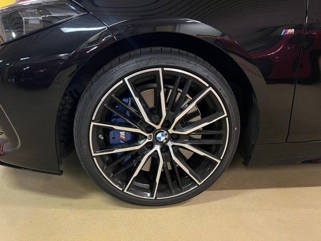 BMW M135i xDrive Steptronic, top Ausstattung, 8-fach bereift, Modell 2021-image-5