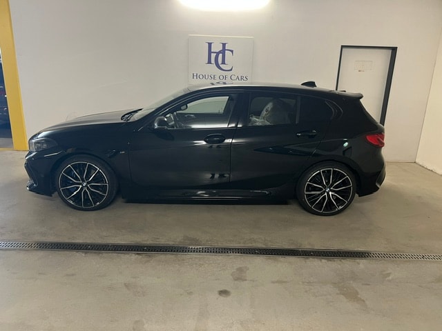 BMW M135i xDrive Steptronic, top Ausstattung, 8-fach bereift, Modell 2021-image-7