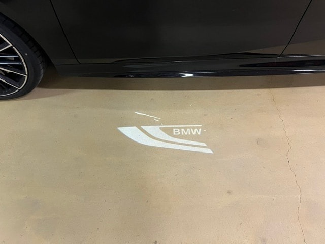 BMW M135i xDrive Steptronic, top Ausstattung, 8-fach bereift, Modell 2021-image-11