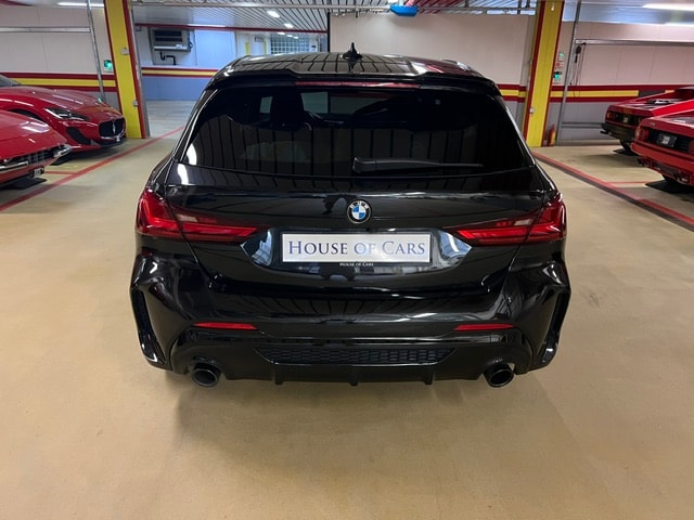 BMW M135i xDrive Steptronic, top Ausstattung, 8-fach bereift, Modell 2021-image-4
