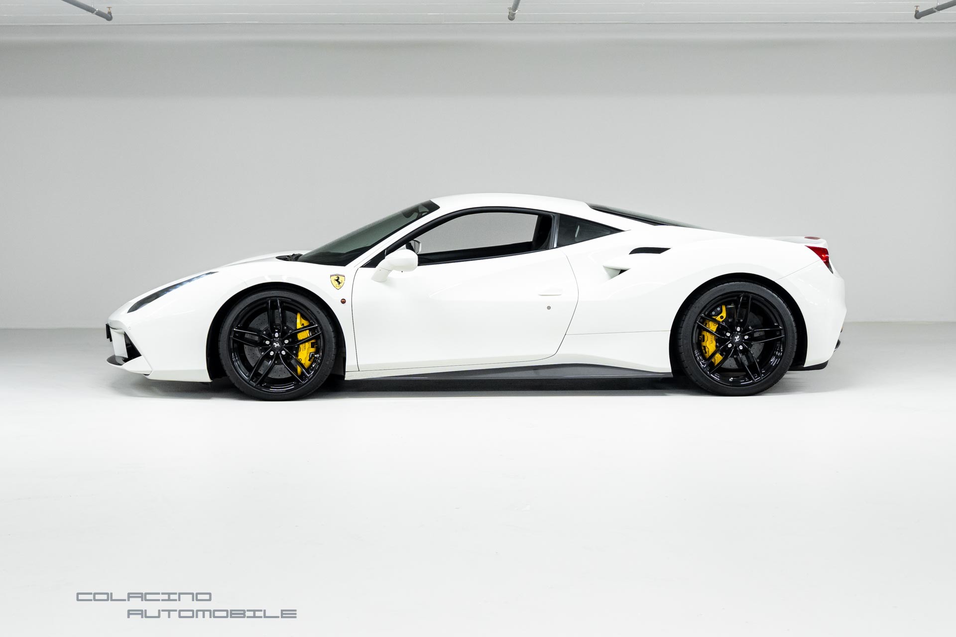 FERRARI 488 GTB 3.9 V8-image-6