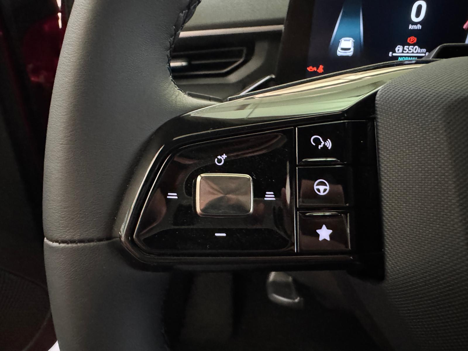 MG 3 1.5 Hybrid Luxury-image-9