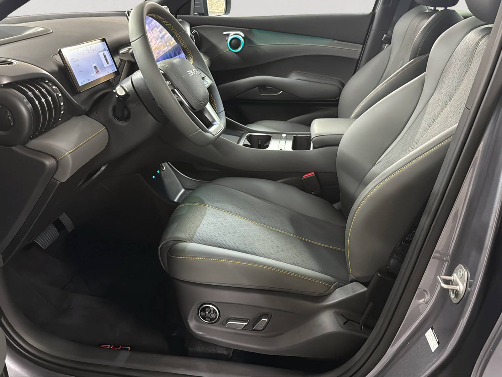 BYD Atto 3 EVO 74.8 kWh Excellence AWD-image-9