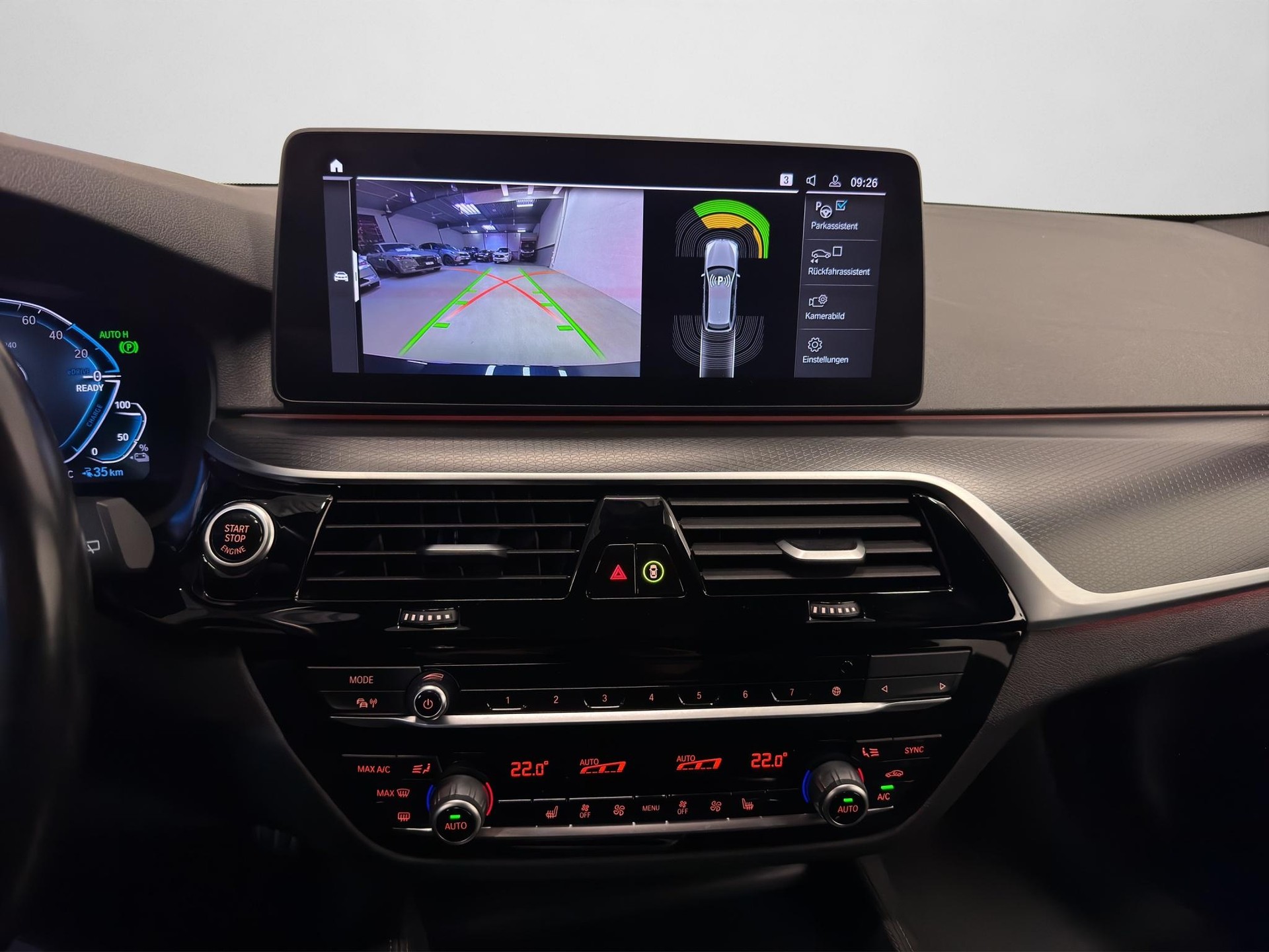 BMW 530e xDrive paddles-image-7