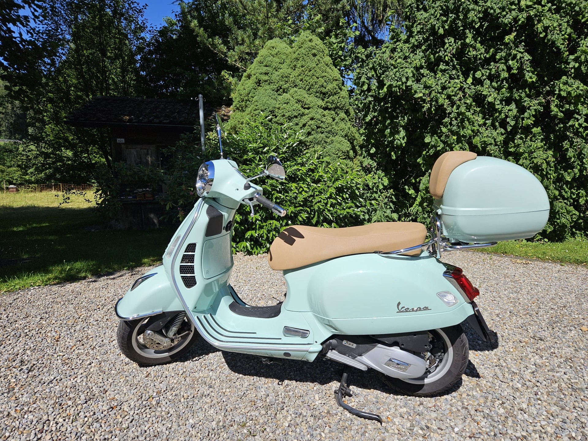 PIAGGIO Vespa GTS 125 i.e ABS-image-1