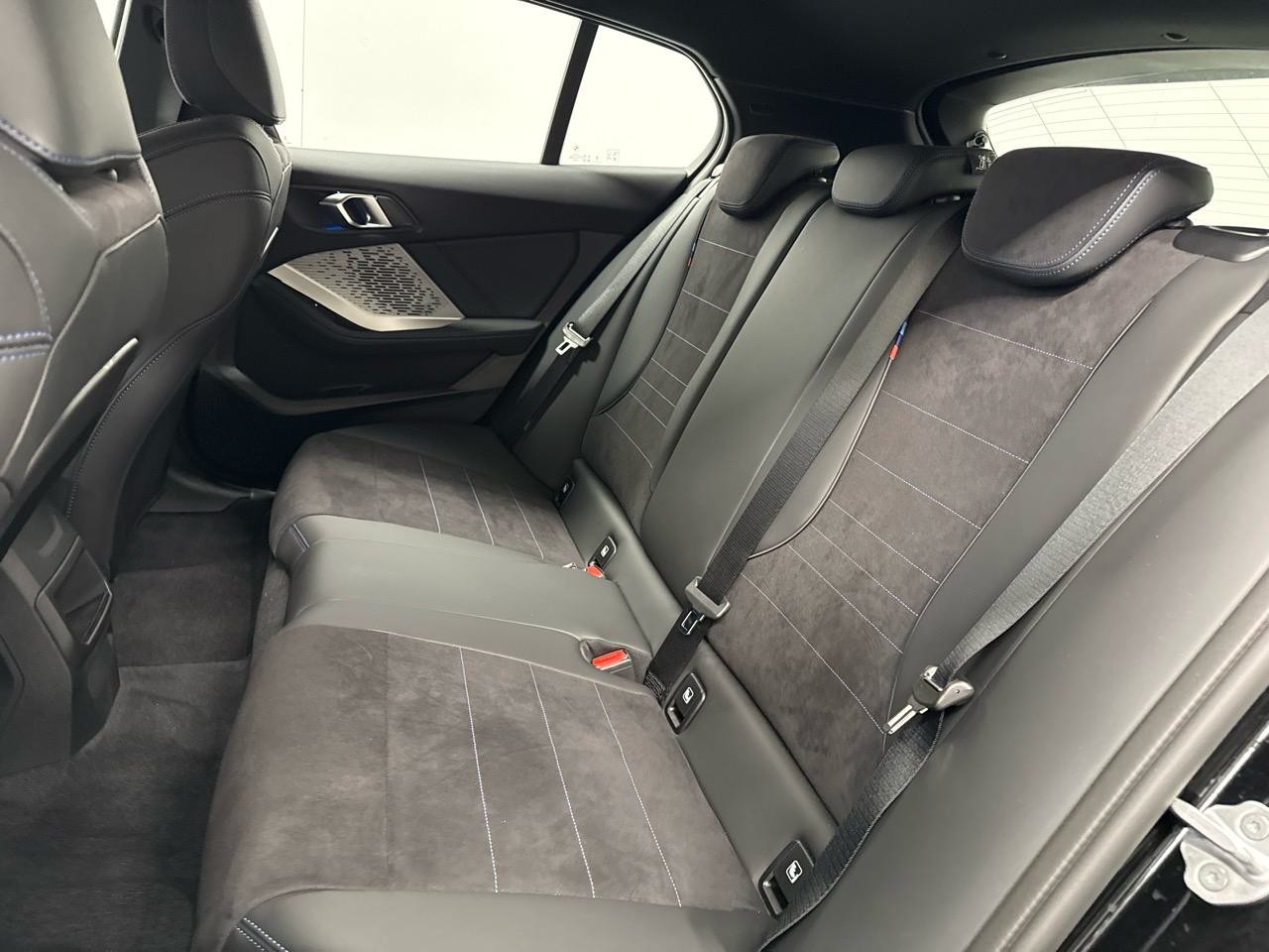 BMW 120 M Sport Steptronic-image-8