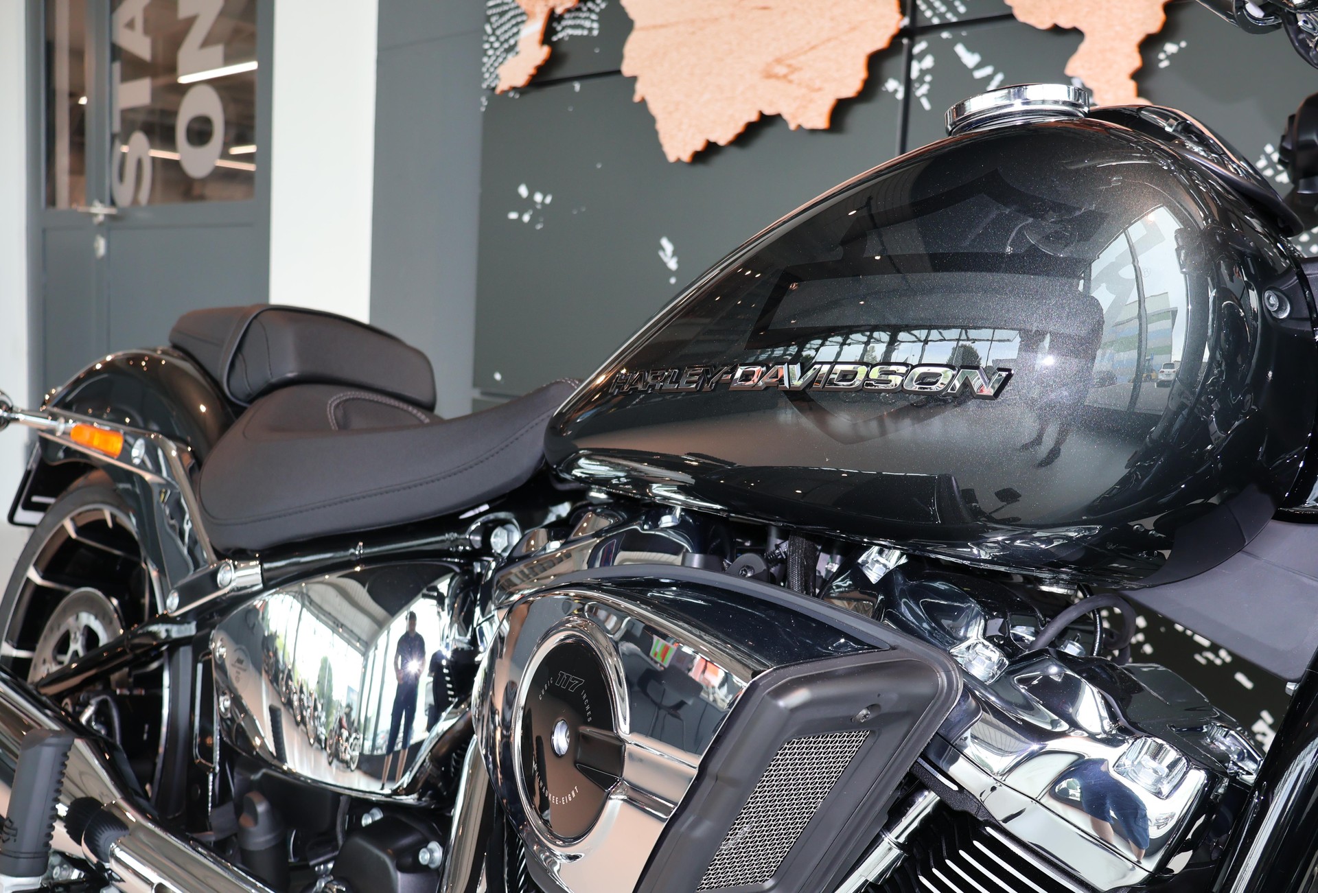 HARLEY-DAVIDSON FXBR Softail Breakout 117ci-image-4