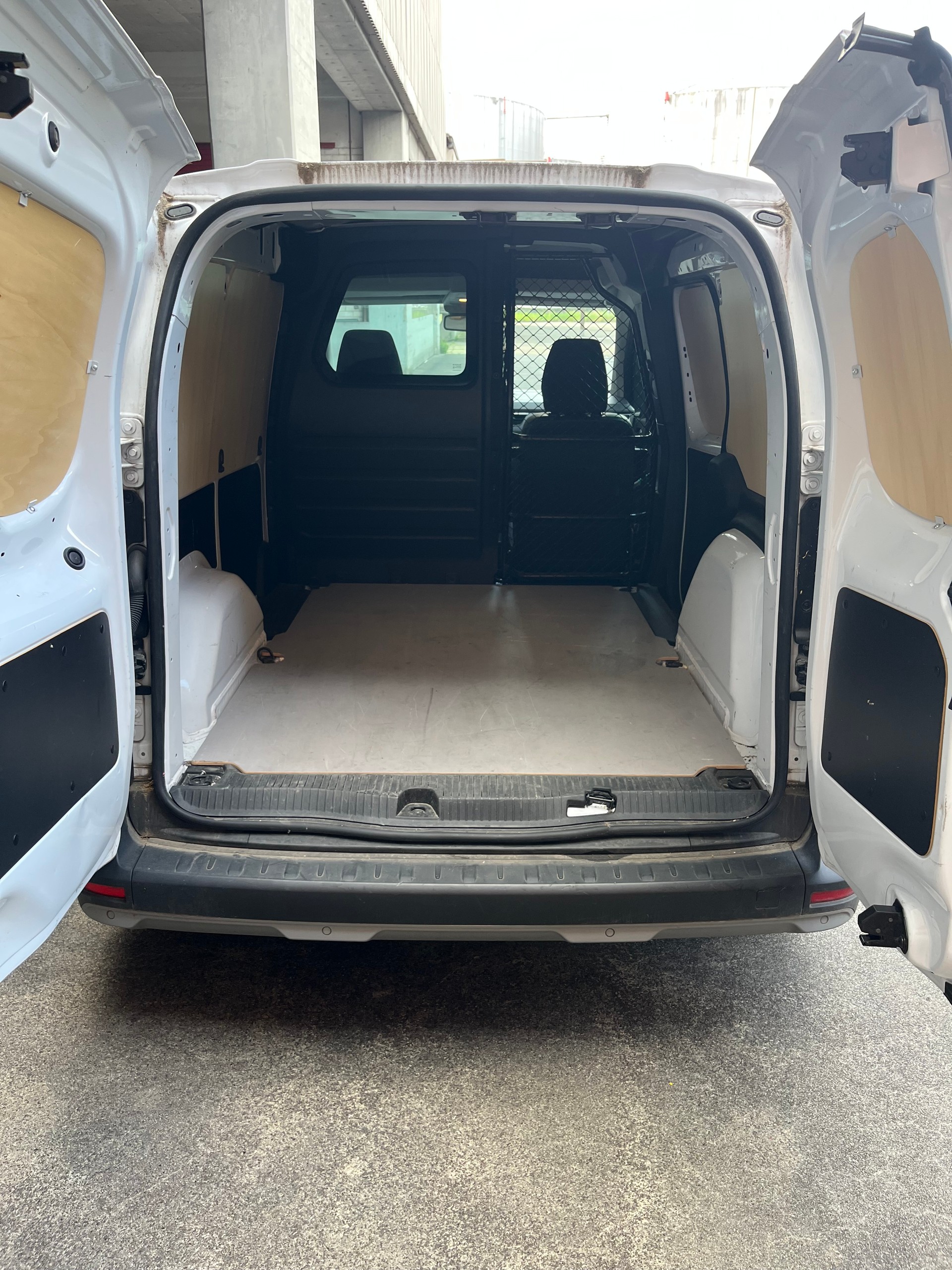 RENAULT E-Tech Electric EV45 22kW Extra-image-2