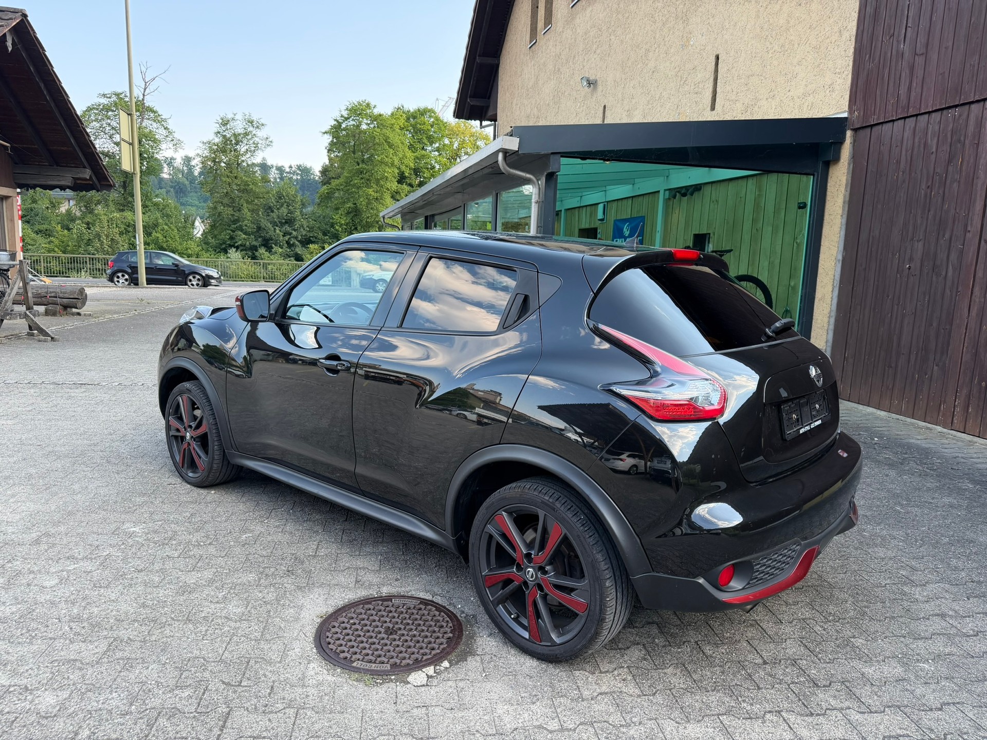 NISSAN Juke 1.6 DIG-T tekna 4x4 Xtronic M-CVT-image-5