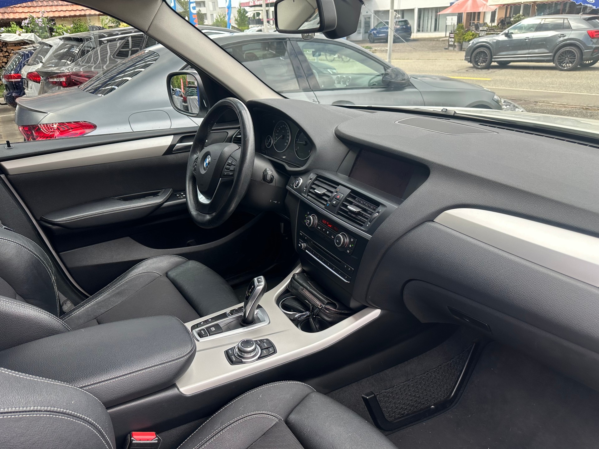 BMW X3 xDrive 20d Steptronic-image-10
