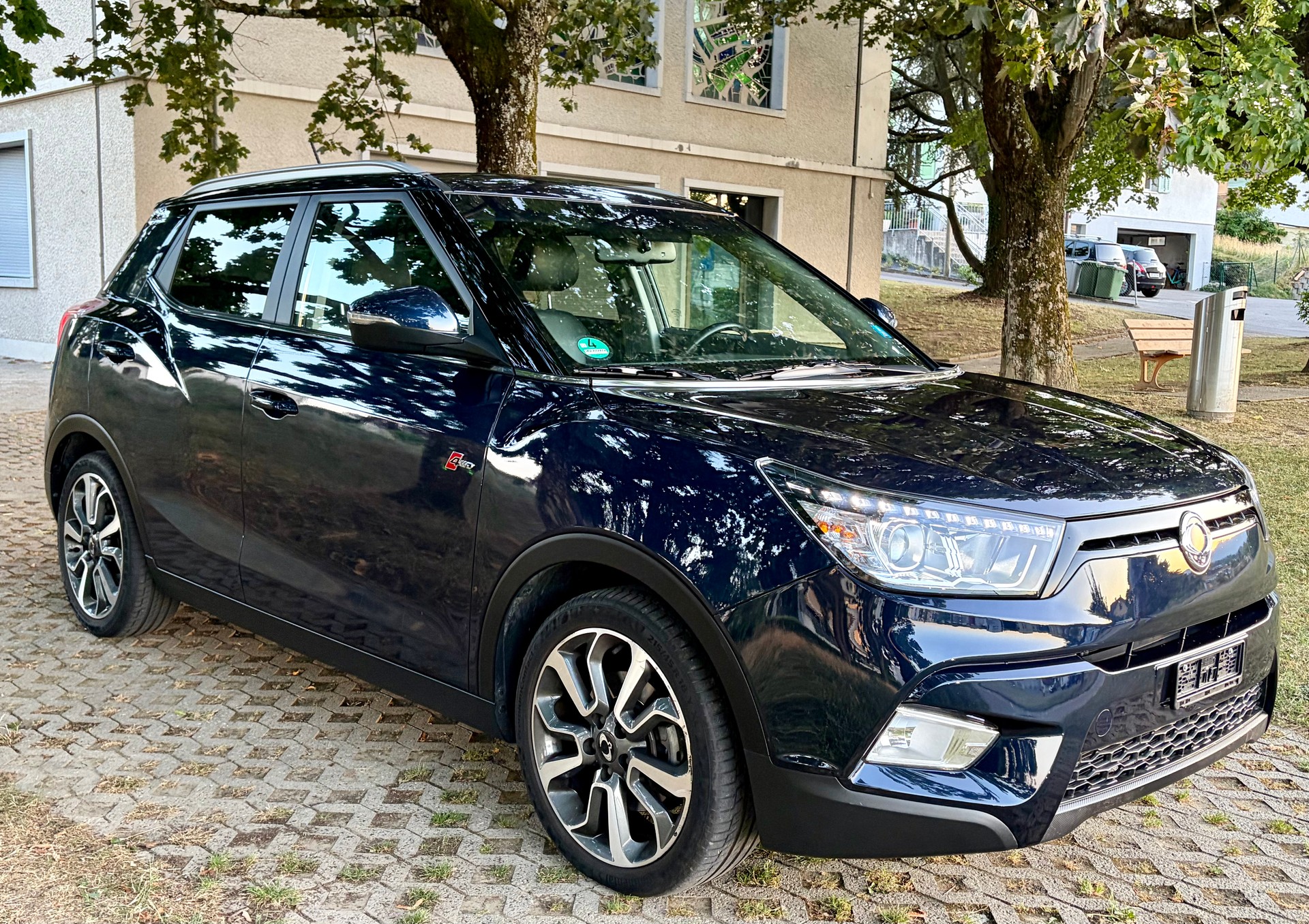 KGM-SsangYong Tivoli 1.6 e-XGi Sapphire 4WD Automatic