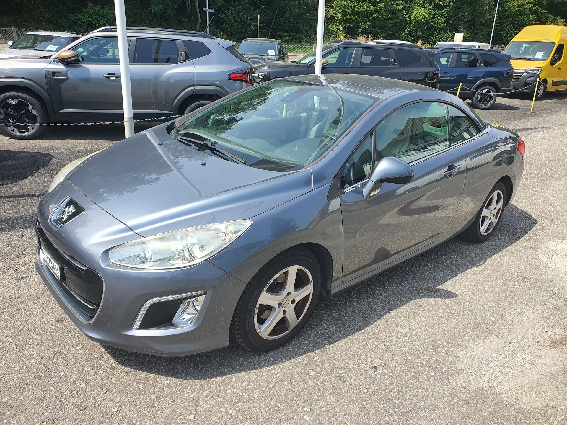 PEUGEOT cabrio-image-1