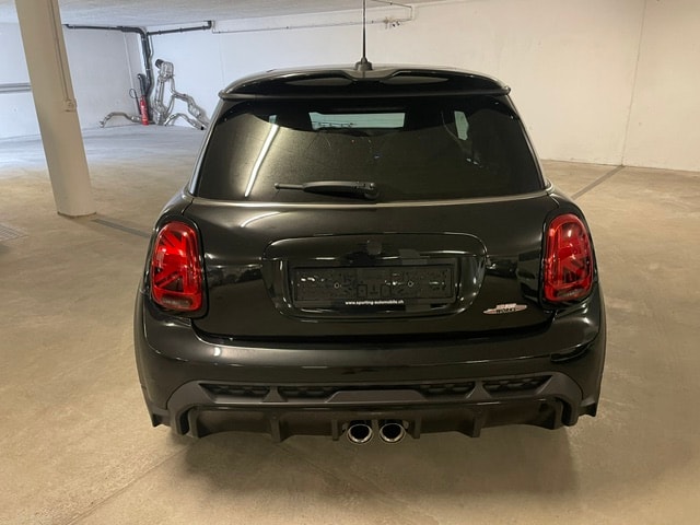 MINI Cooper John Cooper Works Steptronic-image-2