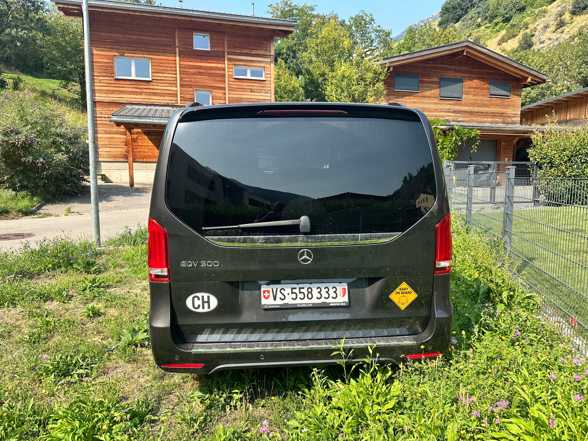 MERCEDES-BENZ EQV 300 Avantgarde lang-image-5