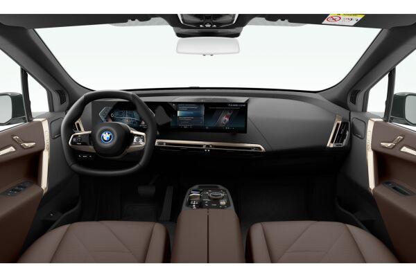 BMW iX xDrive40 M Sport i20 (CH) AHK 2.5T ** Action de Leasing à 0.9% **📍-image-3