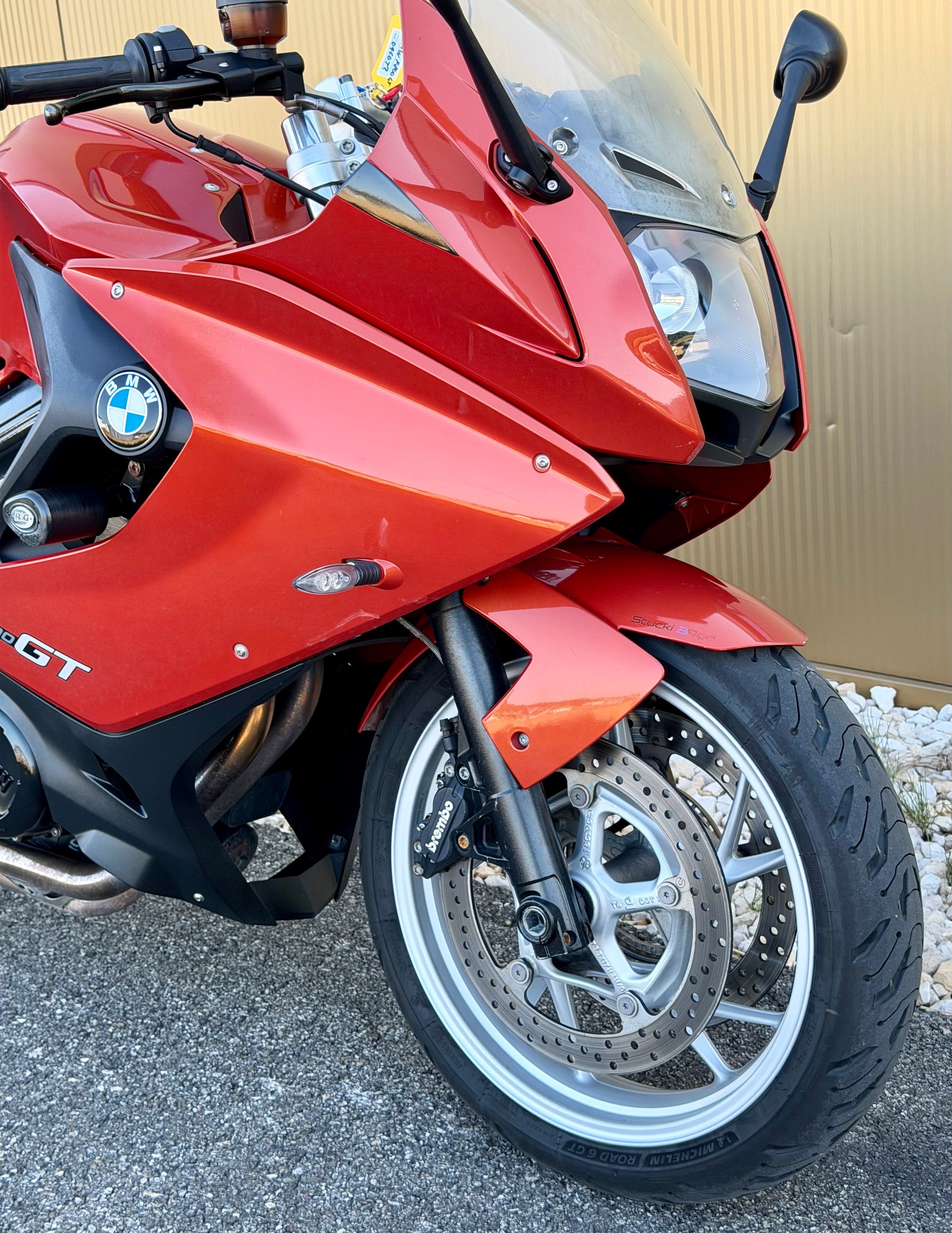 BMW F 800 GT-image-1
