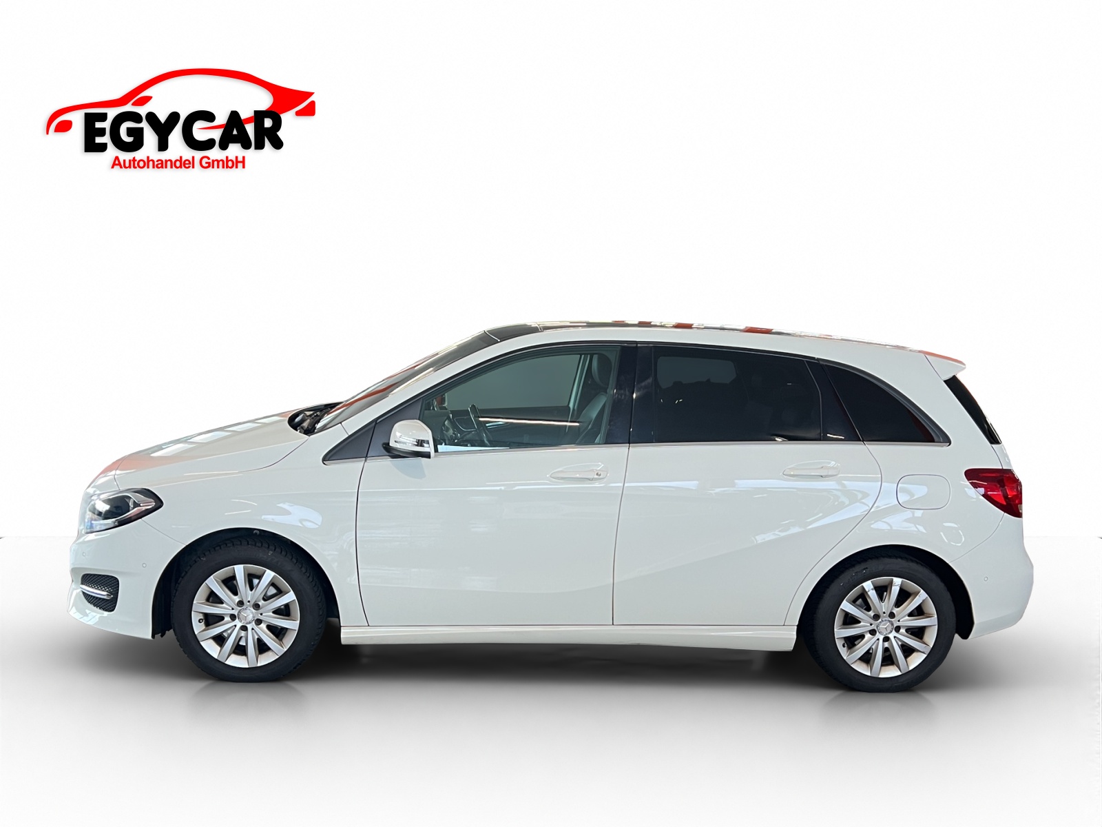 MERCEDES-BENZ B 200 Urban 7G-DCT-image-5