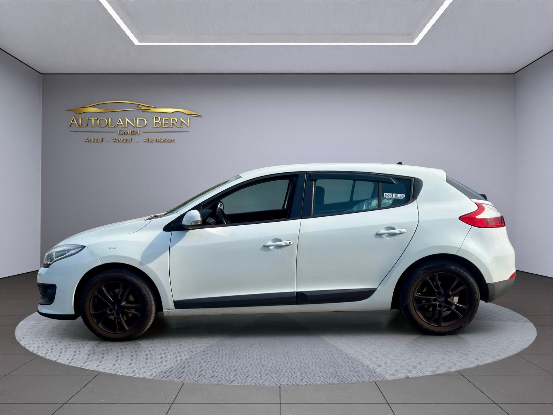 RENAULT Mégane 1.5 dCi Bose-showroom-element-3
