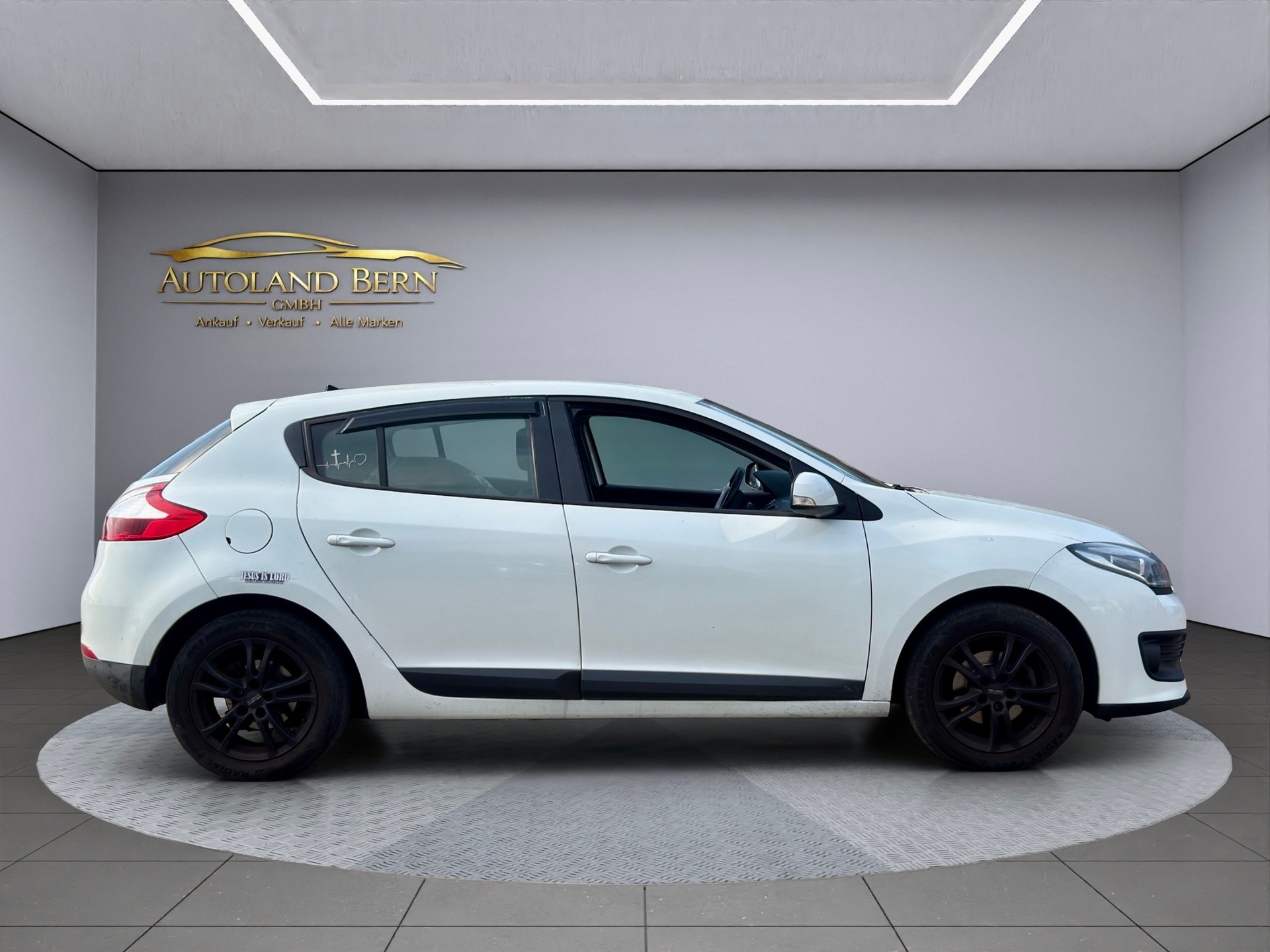 RENAULT Mégane 1.5 dCi Bose-image-4