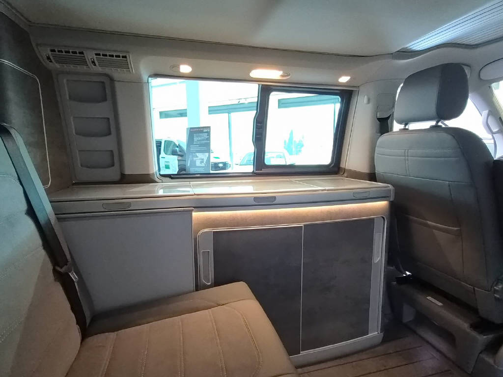 VW T6.1 California 3000 2.0 TDI Ocean Edition Liberty DSG-image-7