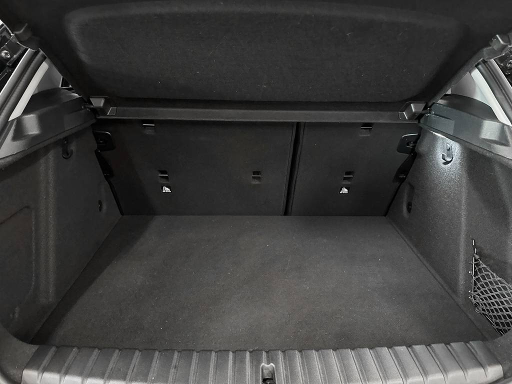 BMW 118d Steptronic Sport Line-image-8
