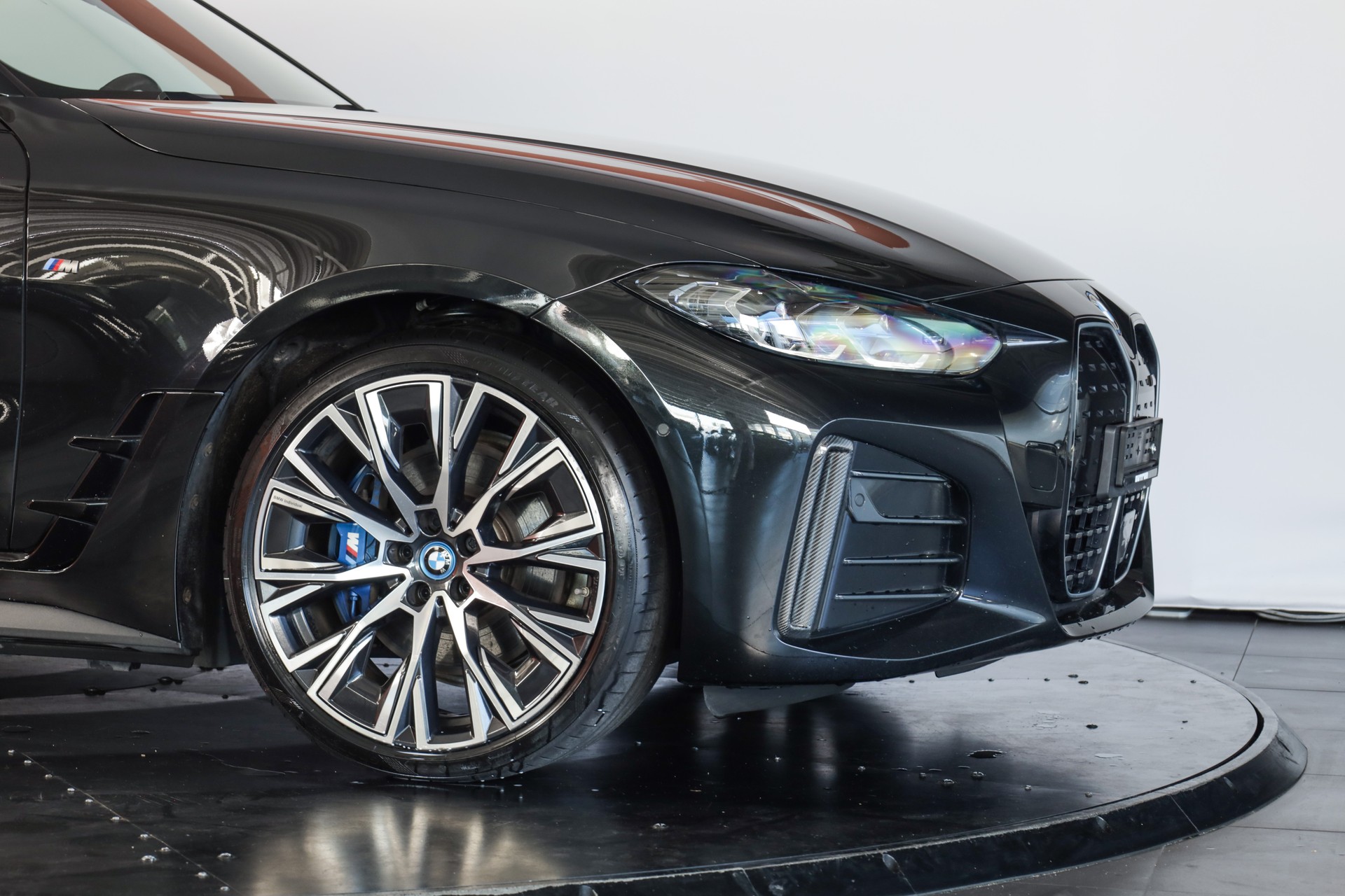 BMW i4 M50-image-21