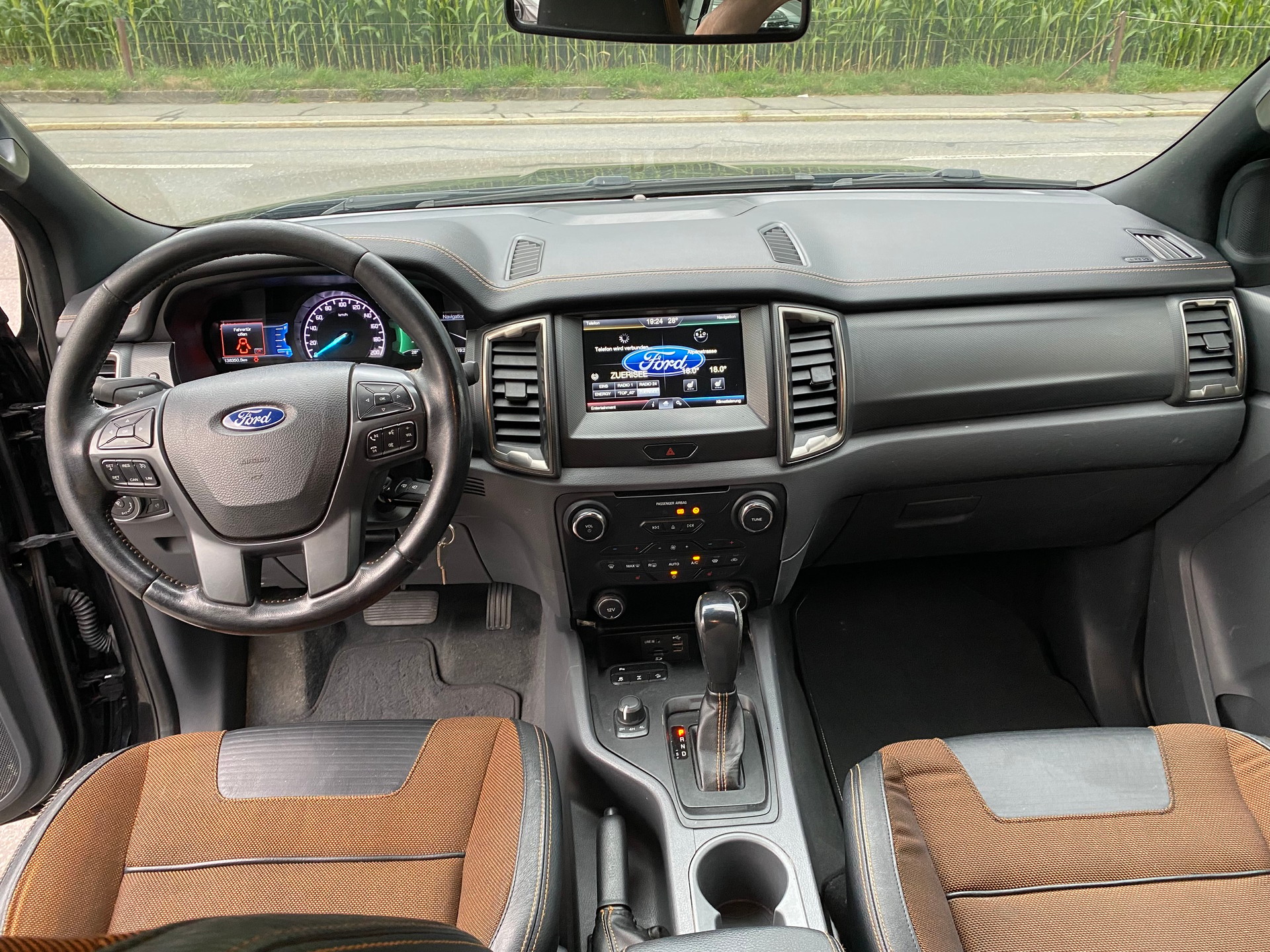 FORD Ranger Wildtrak 3.2 TDCi 4x4 A-image-3