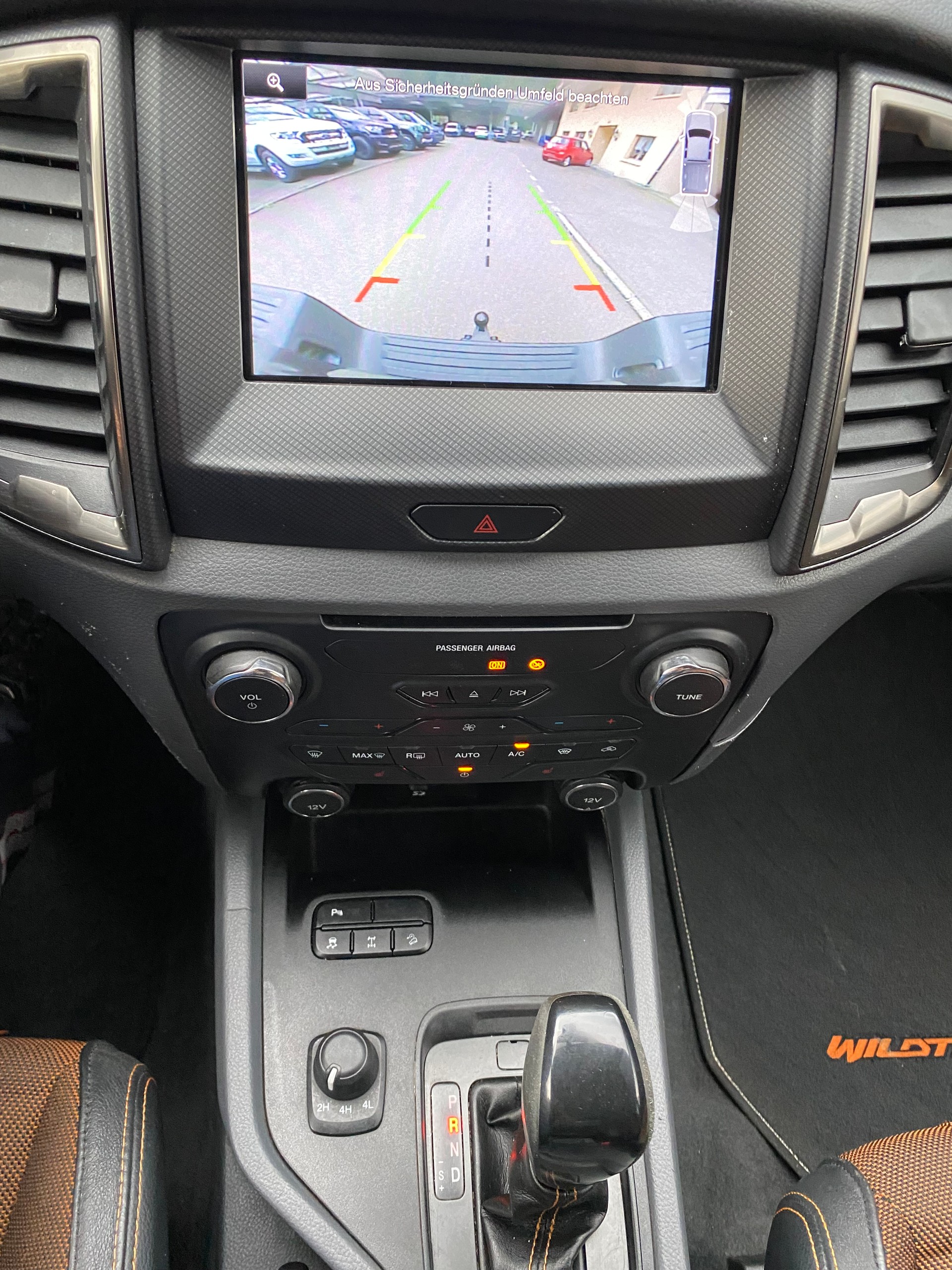 FORD Ranger Wildtrak 3.2 TDCi 4x4 A-image-4