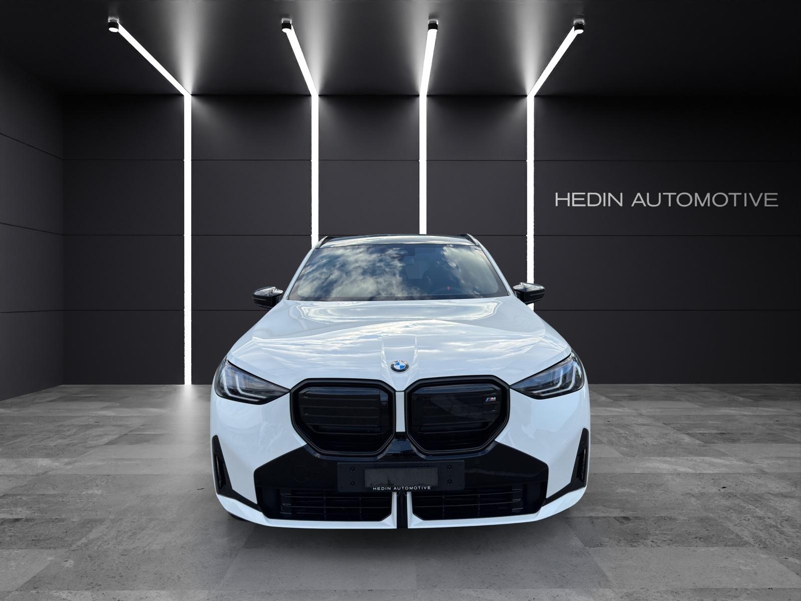 BMW X3 M50i-showroom-element-1