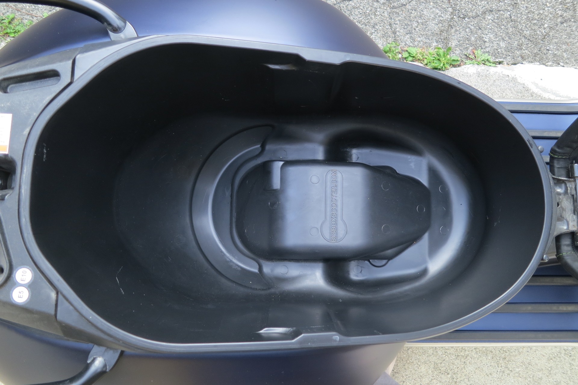 PIAGGIO Vespa GTS 300 Super Tech ABS-image-5