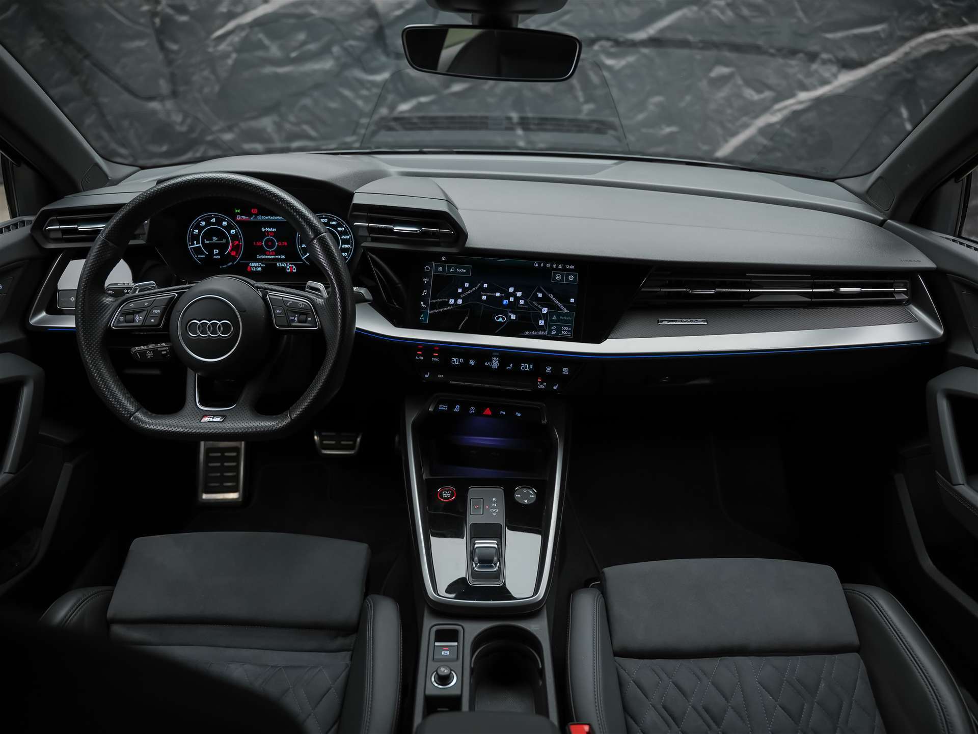 AUDI RS3 Sportback 2.5 TSI quattro S-tronic *RS Sport Abgasanlage*RS Sportsitze*Sitzheizung*Adaptives Fahrwerk*-image-17