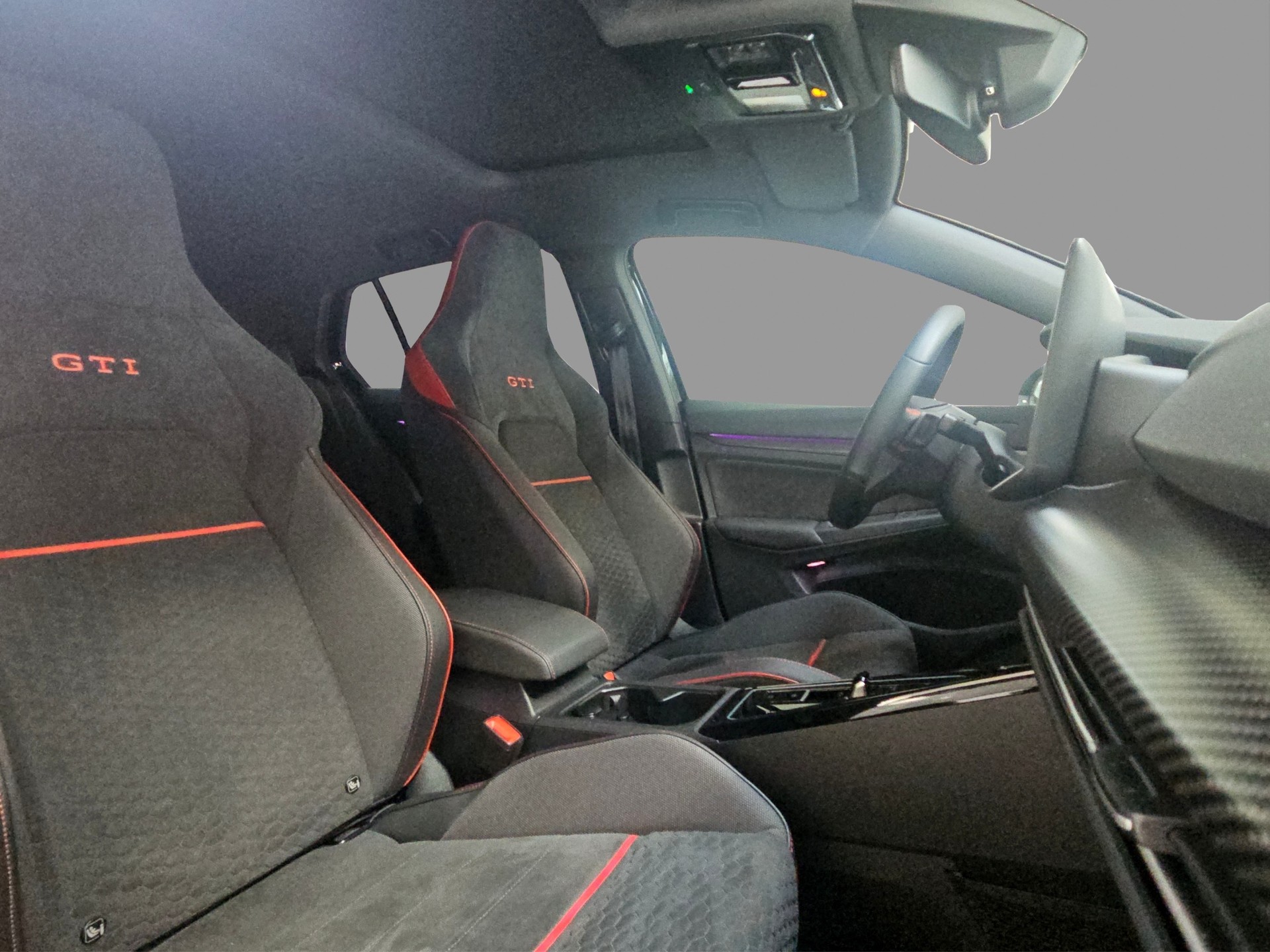 VW Golf VIII 2.0 TSI GTI Clubsport DSG-image-12