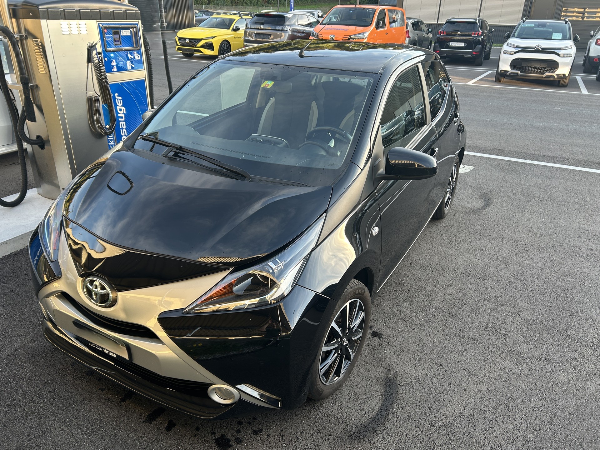 TOYOTA 1.0 VVT-i Trend